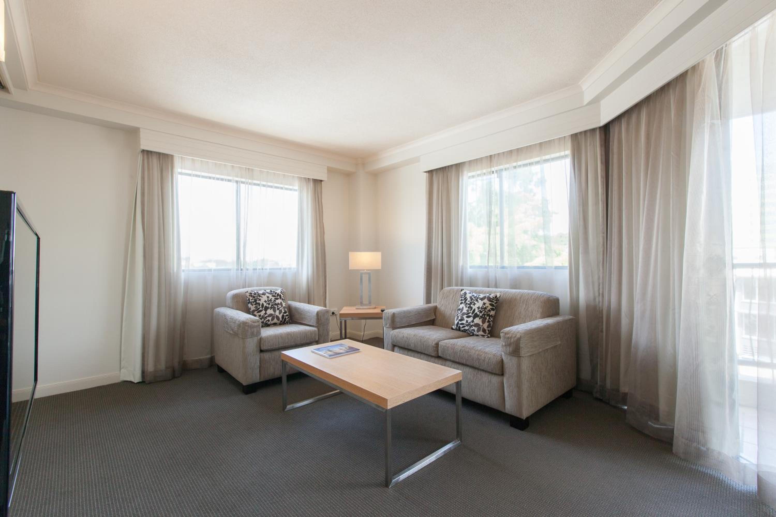One Bedroom King Executive - Photo 4
