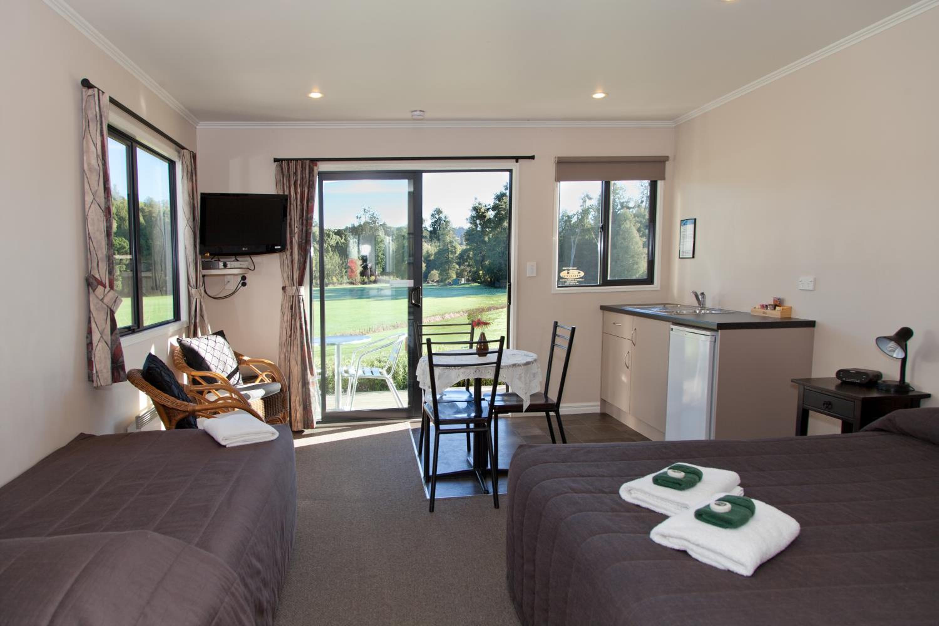 Chalet with Private Bathroom