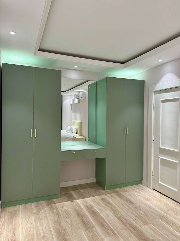 Superior Triple Room photo 3
