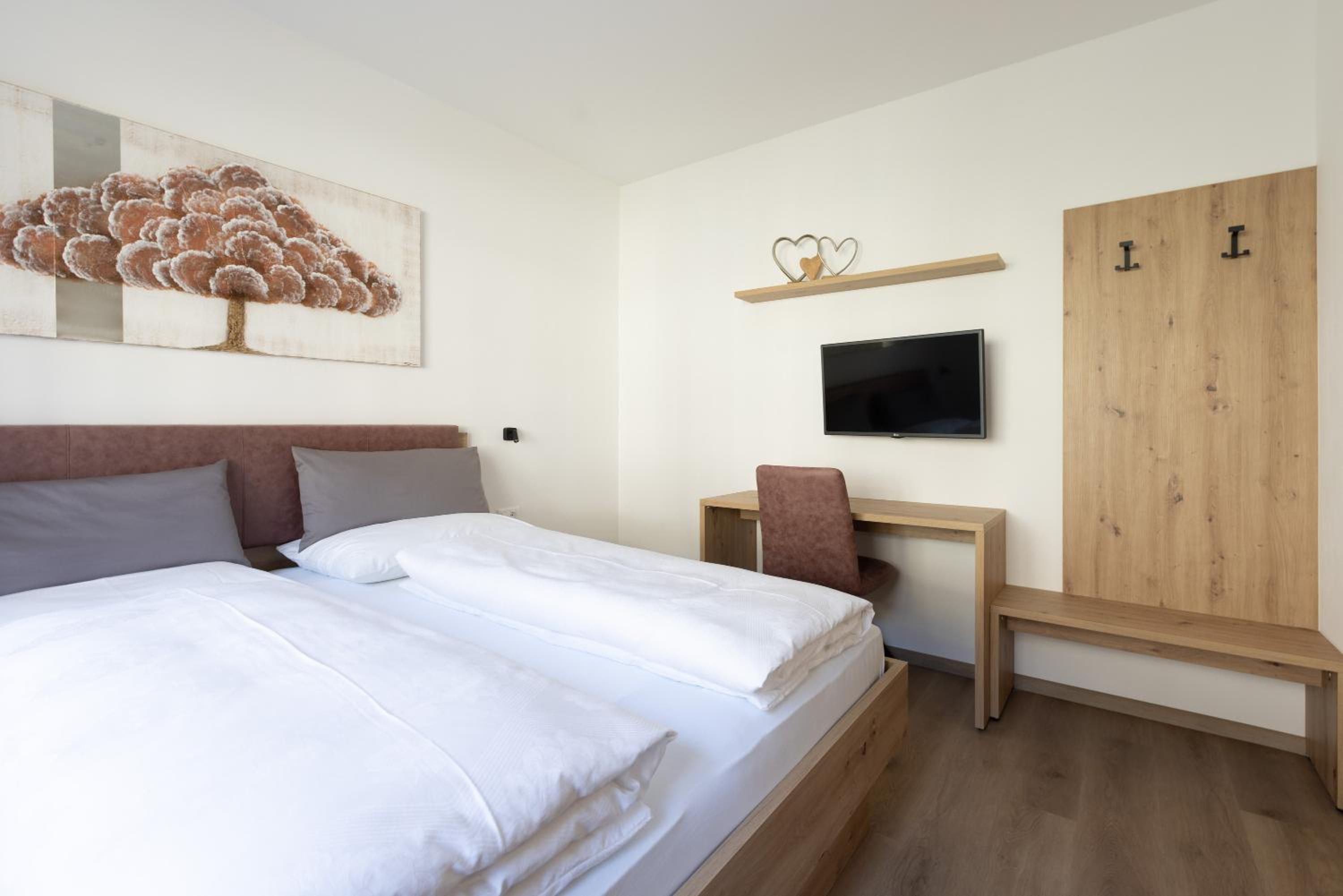 Superior One-Bedroom Apartment With Balcony photo 1