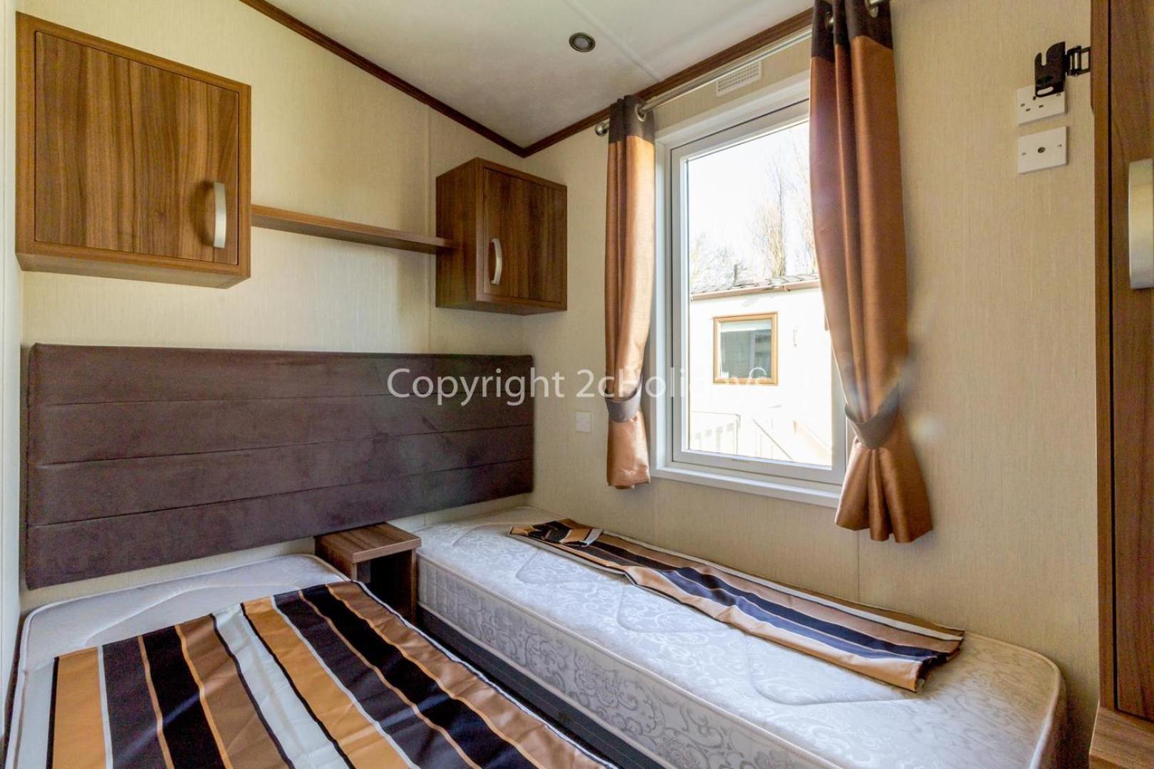 Mobile Home photo 1