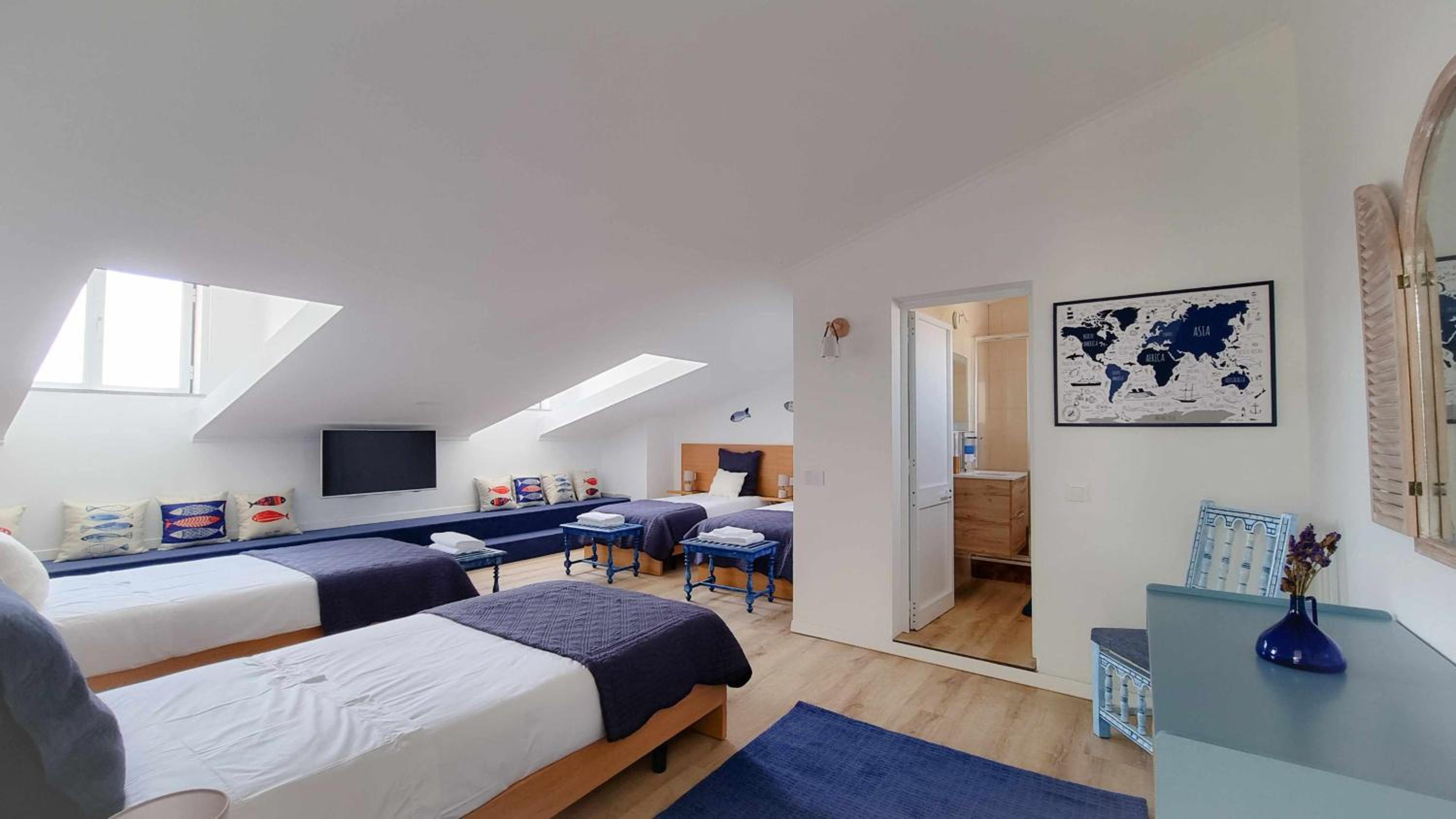 Quadruple Room with Sea View