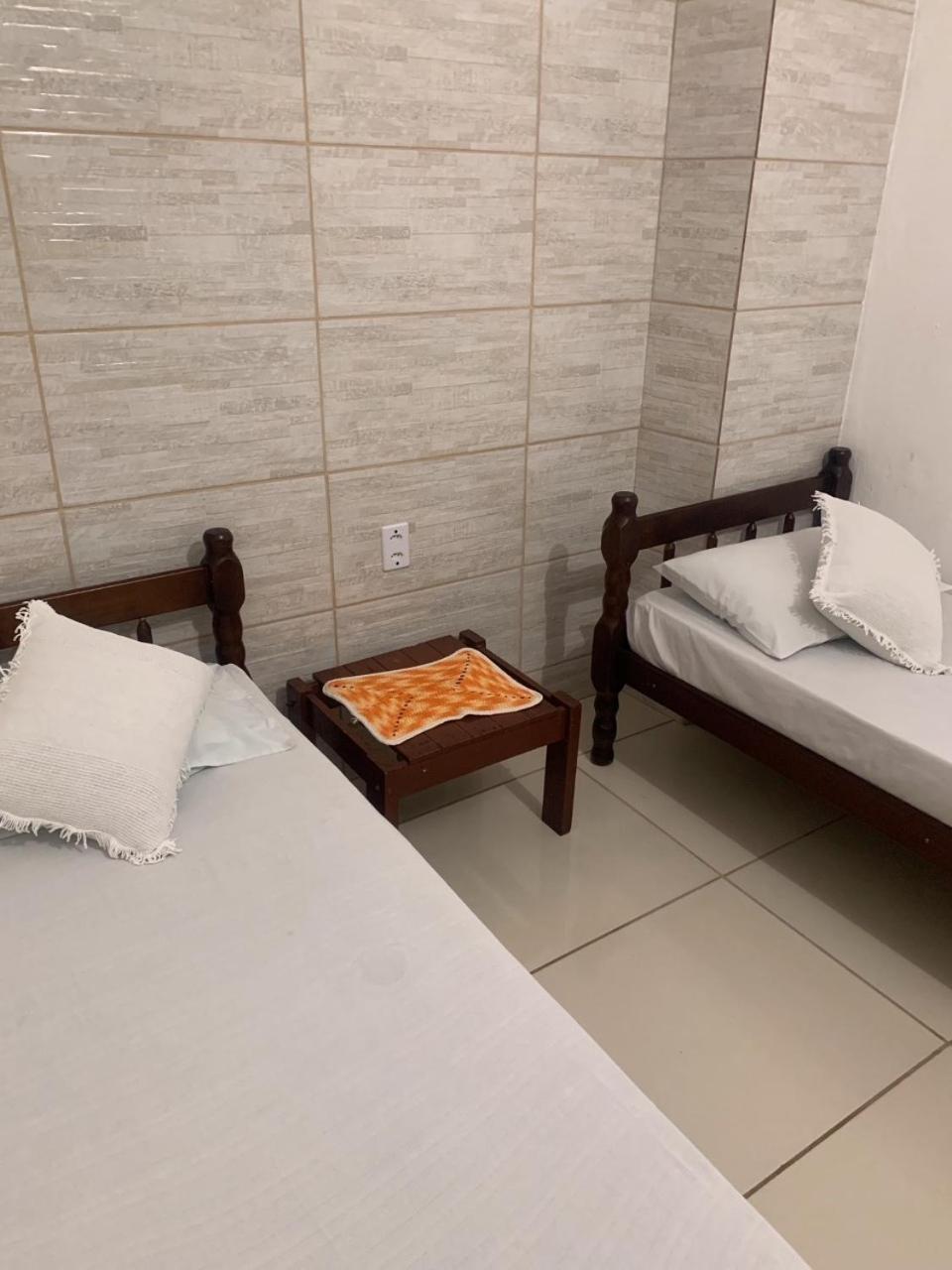 Economy Twin Room - Photo 2