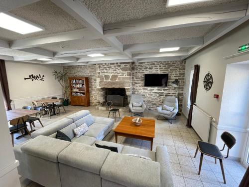 Family Room photo 3