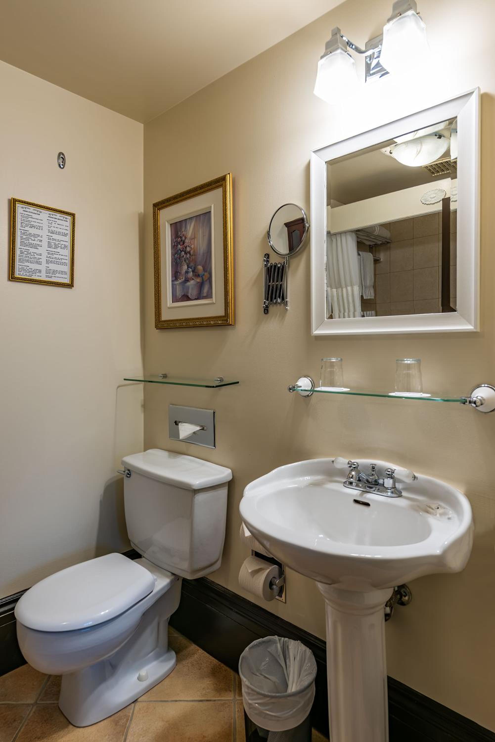 Superior Queen Room - Fourth Floor