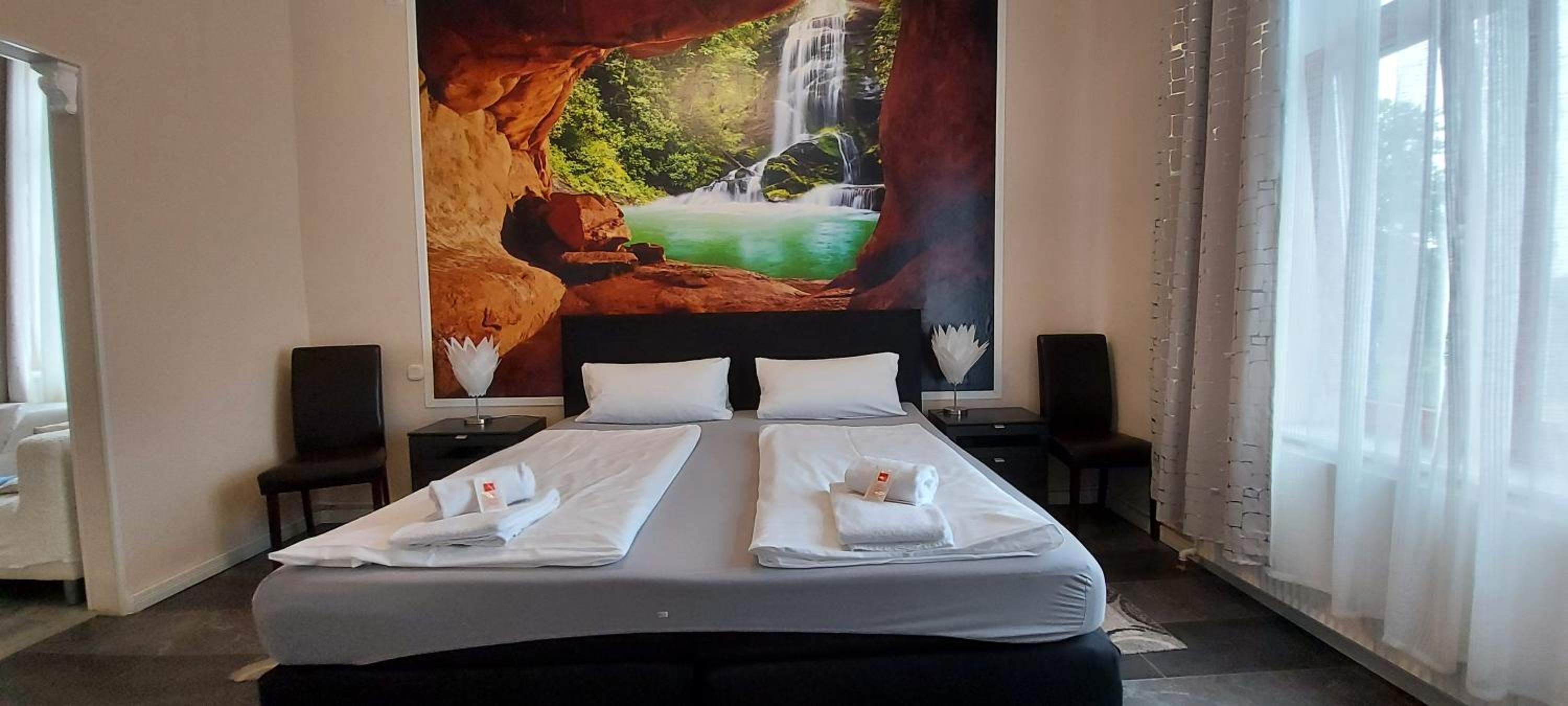 Budget Double Room - Photo 1
