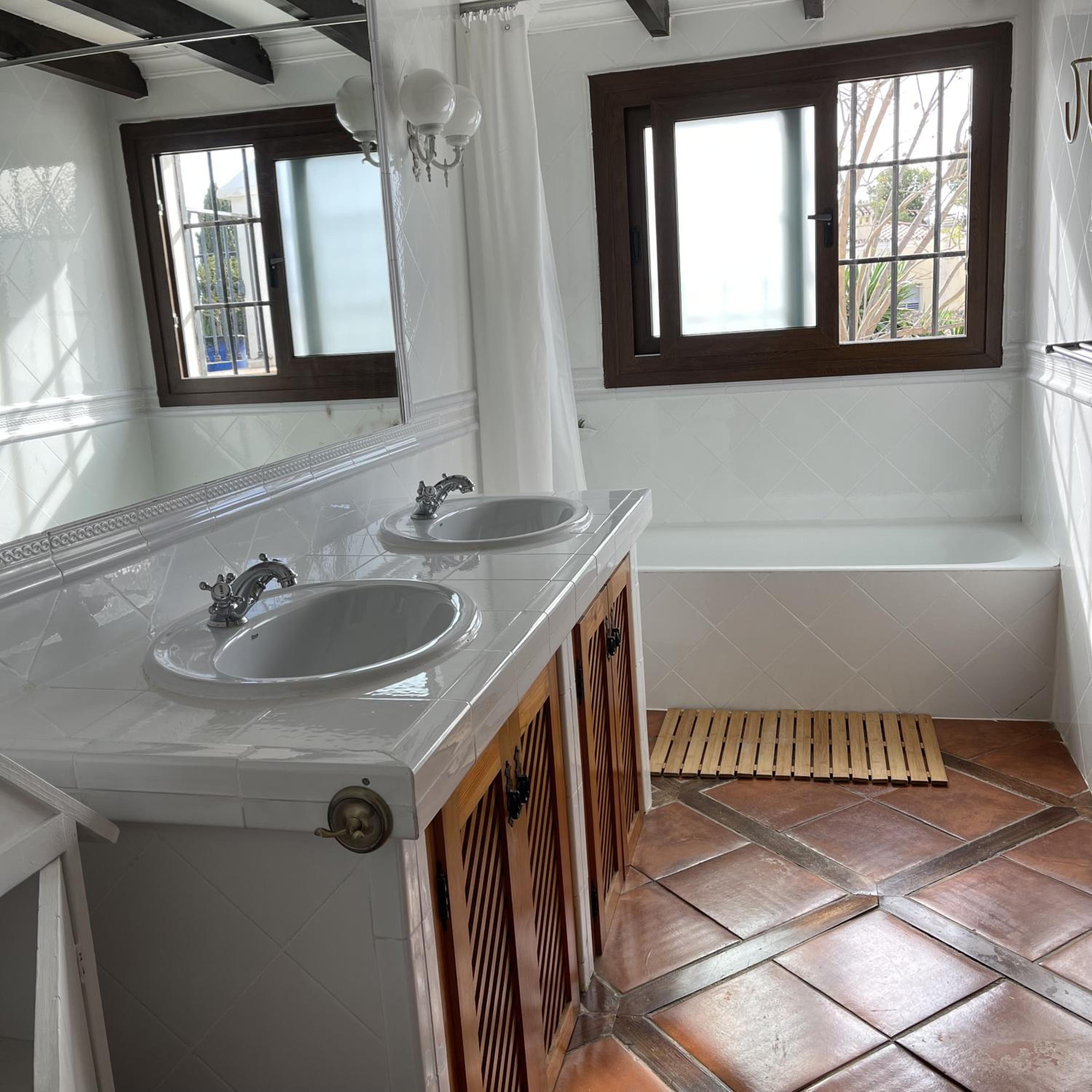 King Room with Garden View photo 2