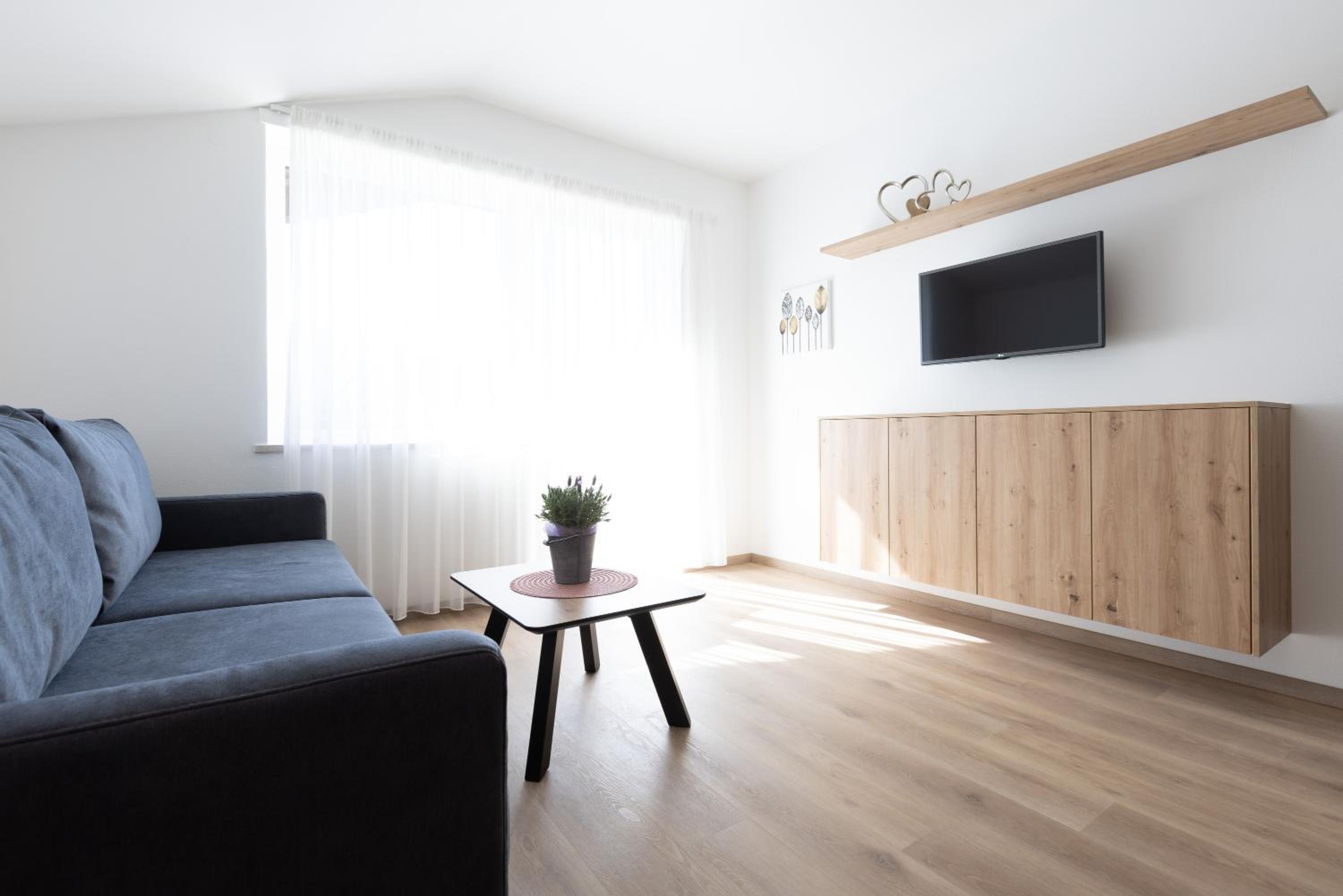 Superior One-Bedroom Apartment With Balcony photo 1