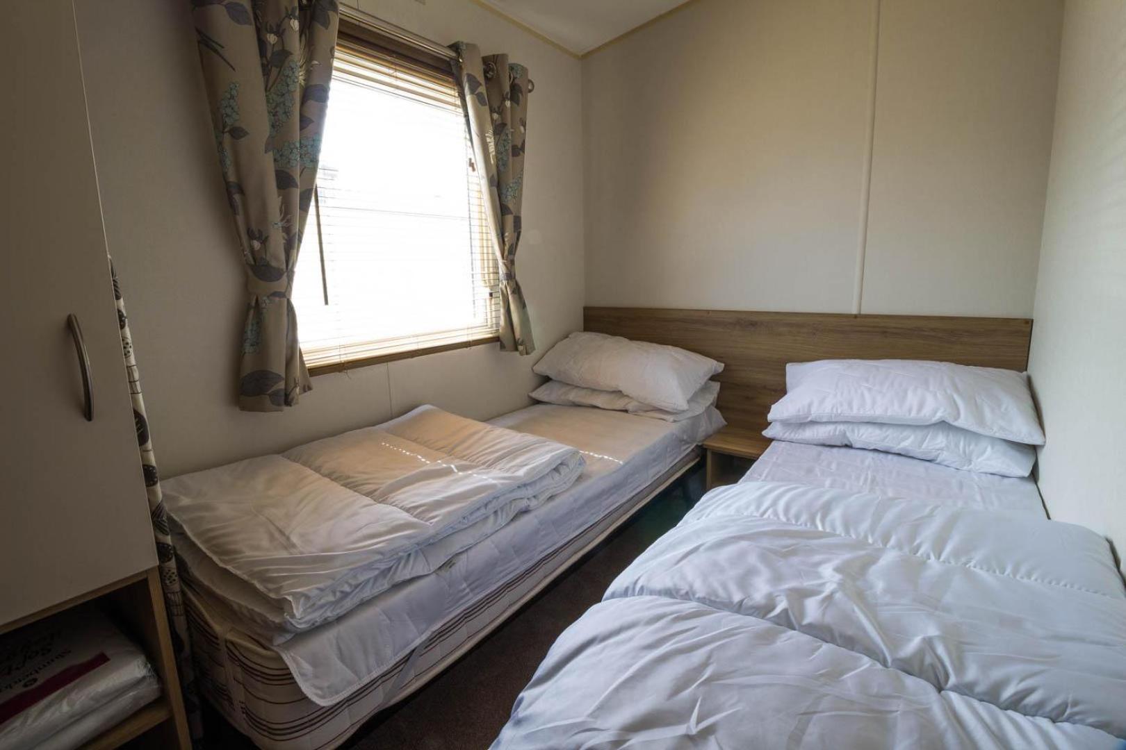 Mobile Home photo 1