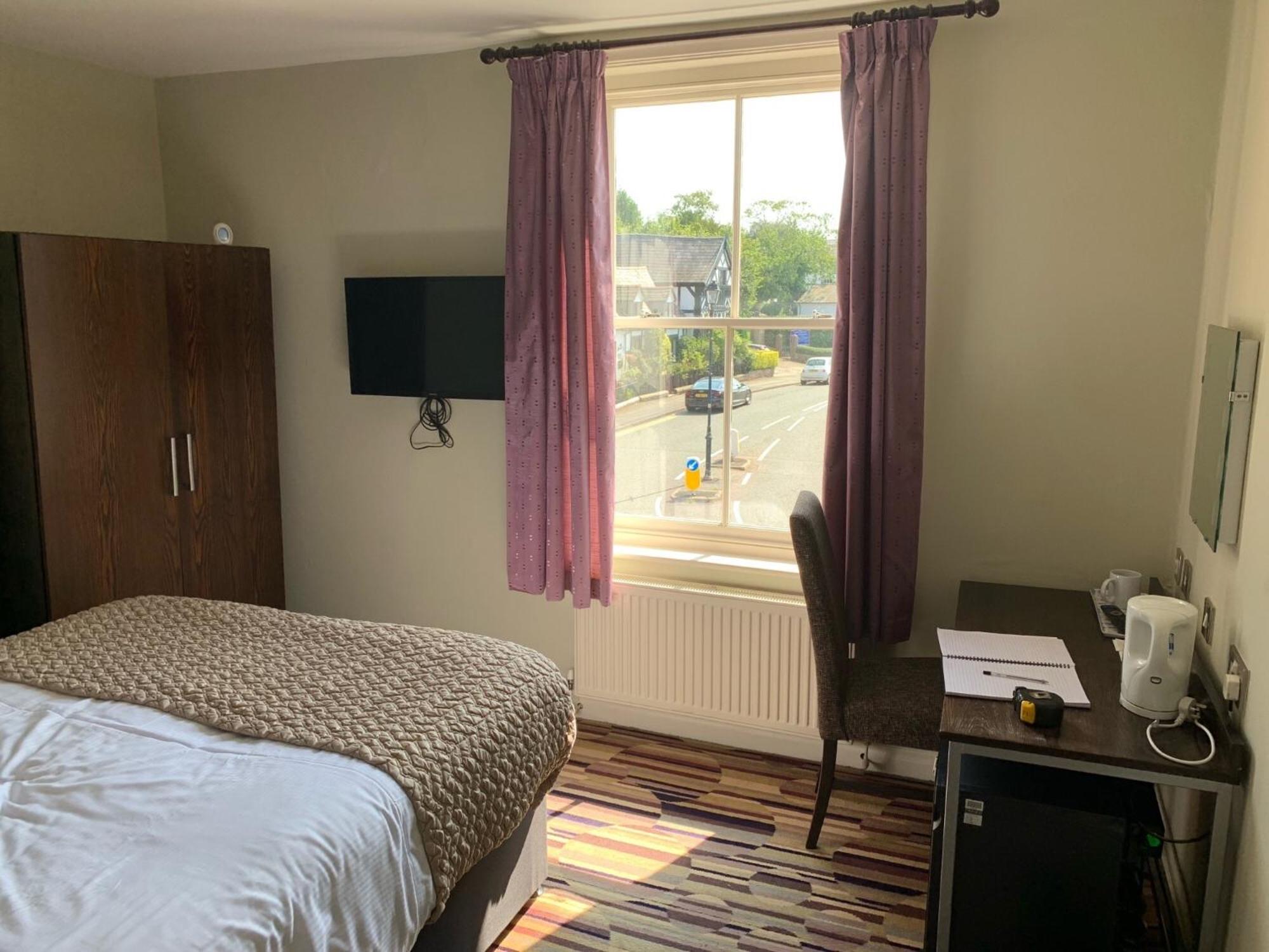 Double Room - Photo 2