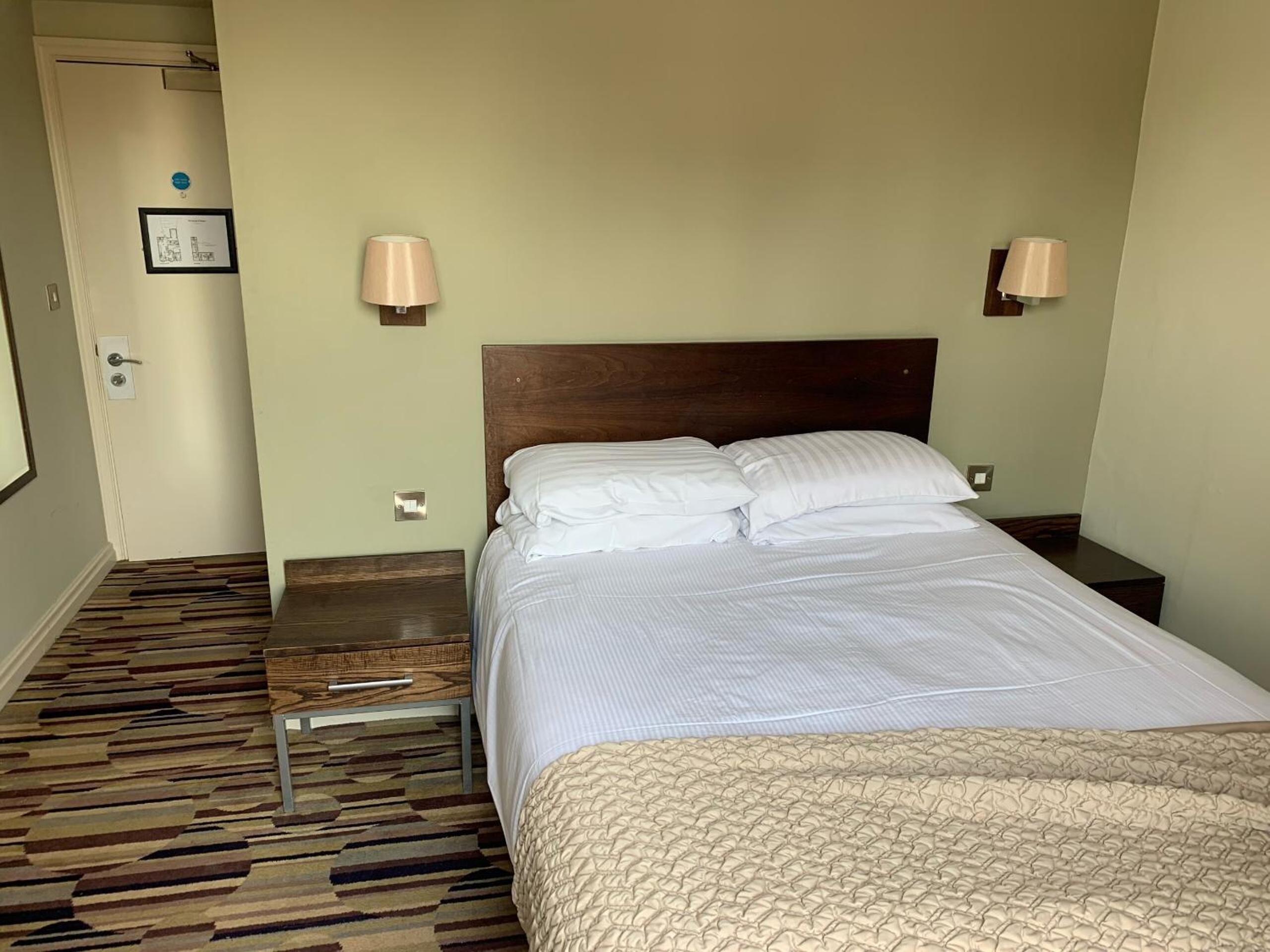 Double Room - Photo 1