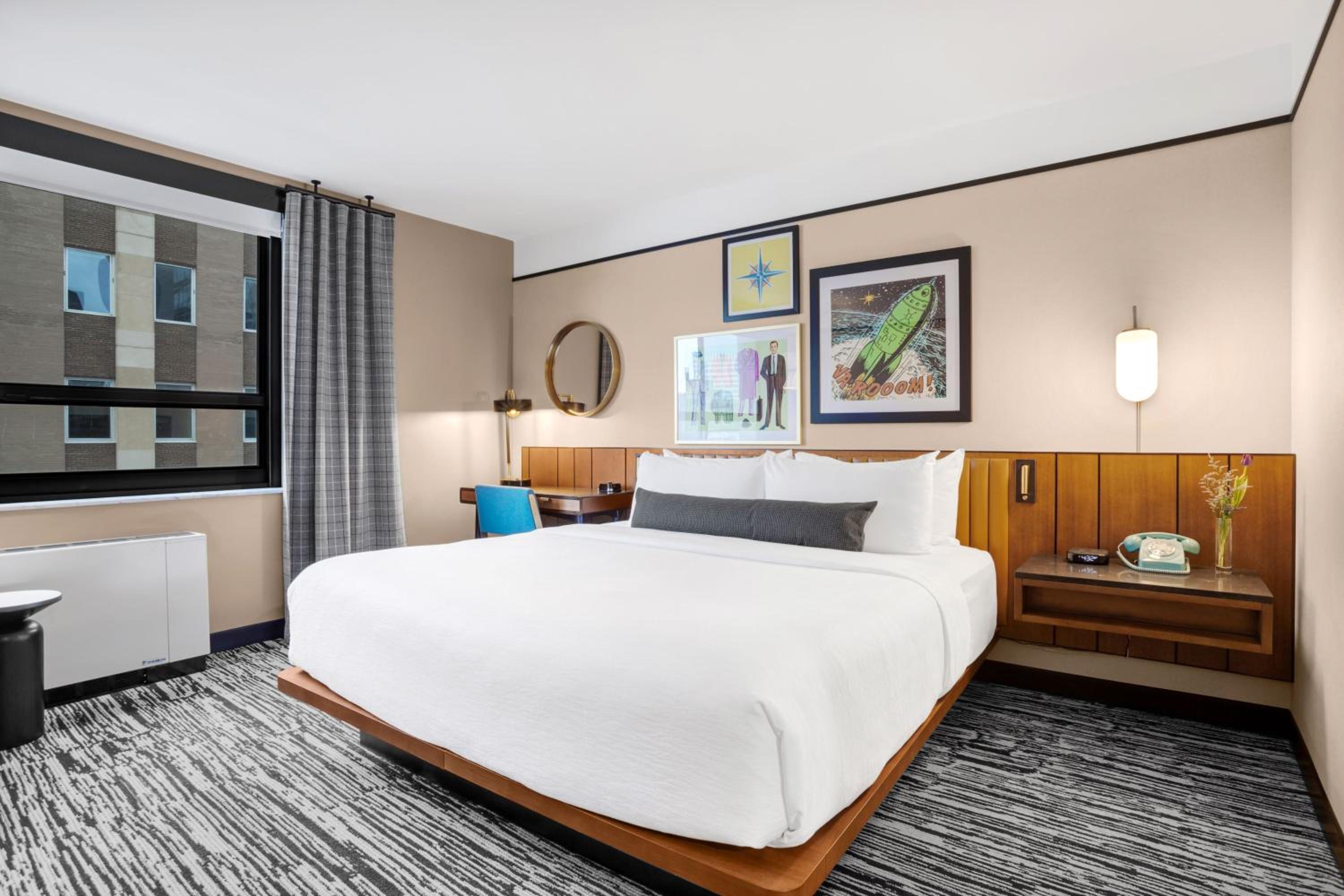 King Room - Hearing Accessible - Photo 2