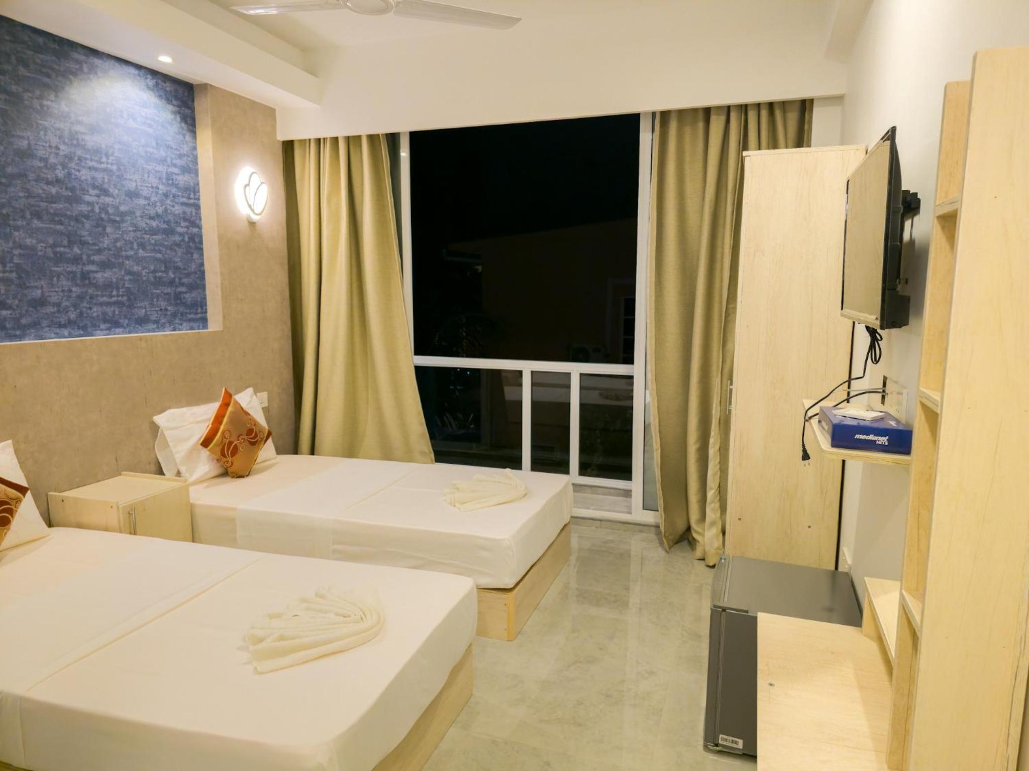 Deluxe Double Room with Balcony