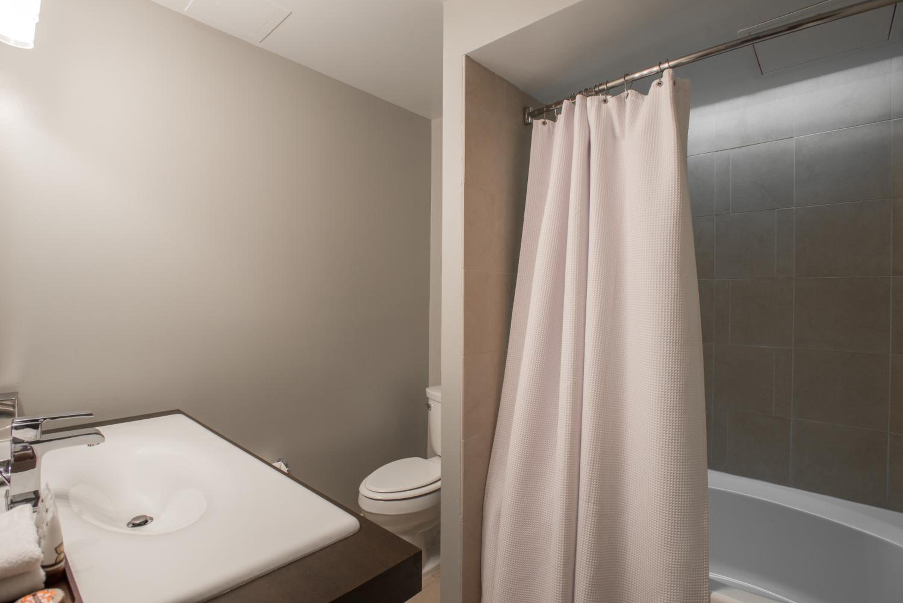 Premier Classic King Room - Photo 2
