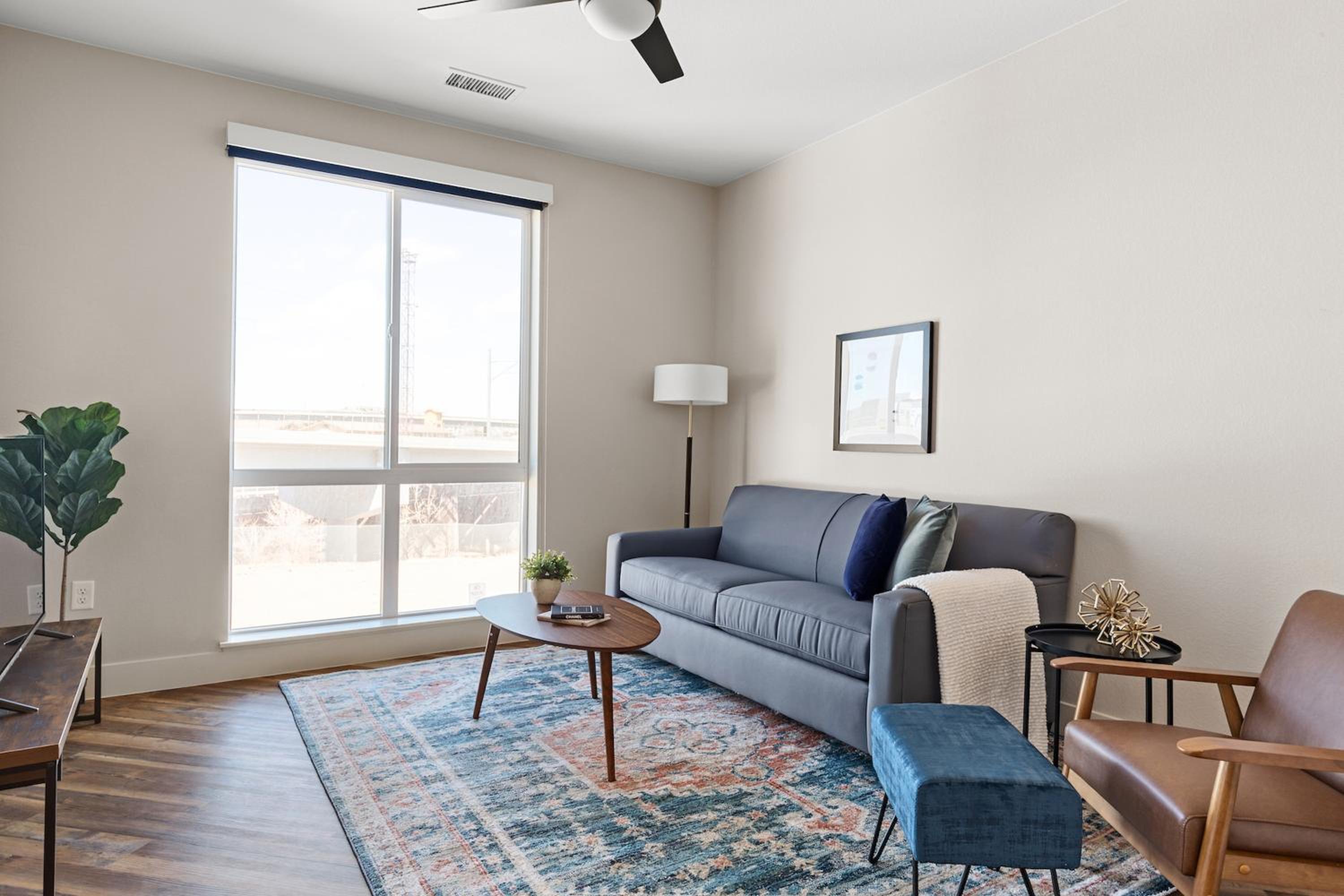Three-Bedroom Apartment (Self Check-in with Virtual Front Desk) photo 1