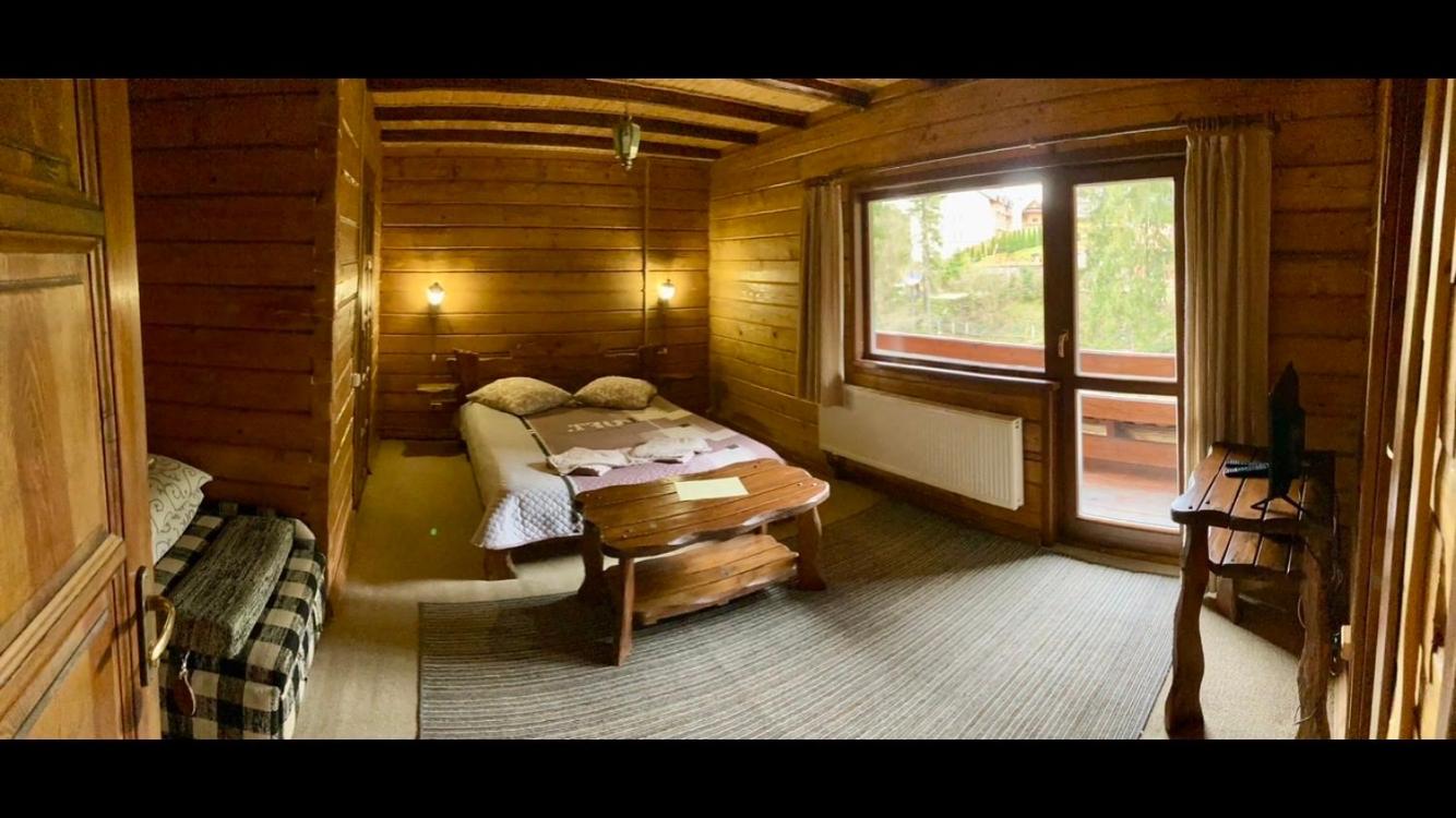 Double Room with Balcony (2 Adults + 1 Child) photo 1
