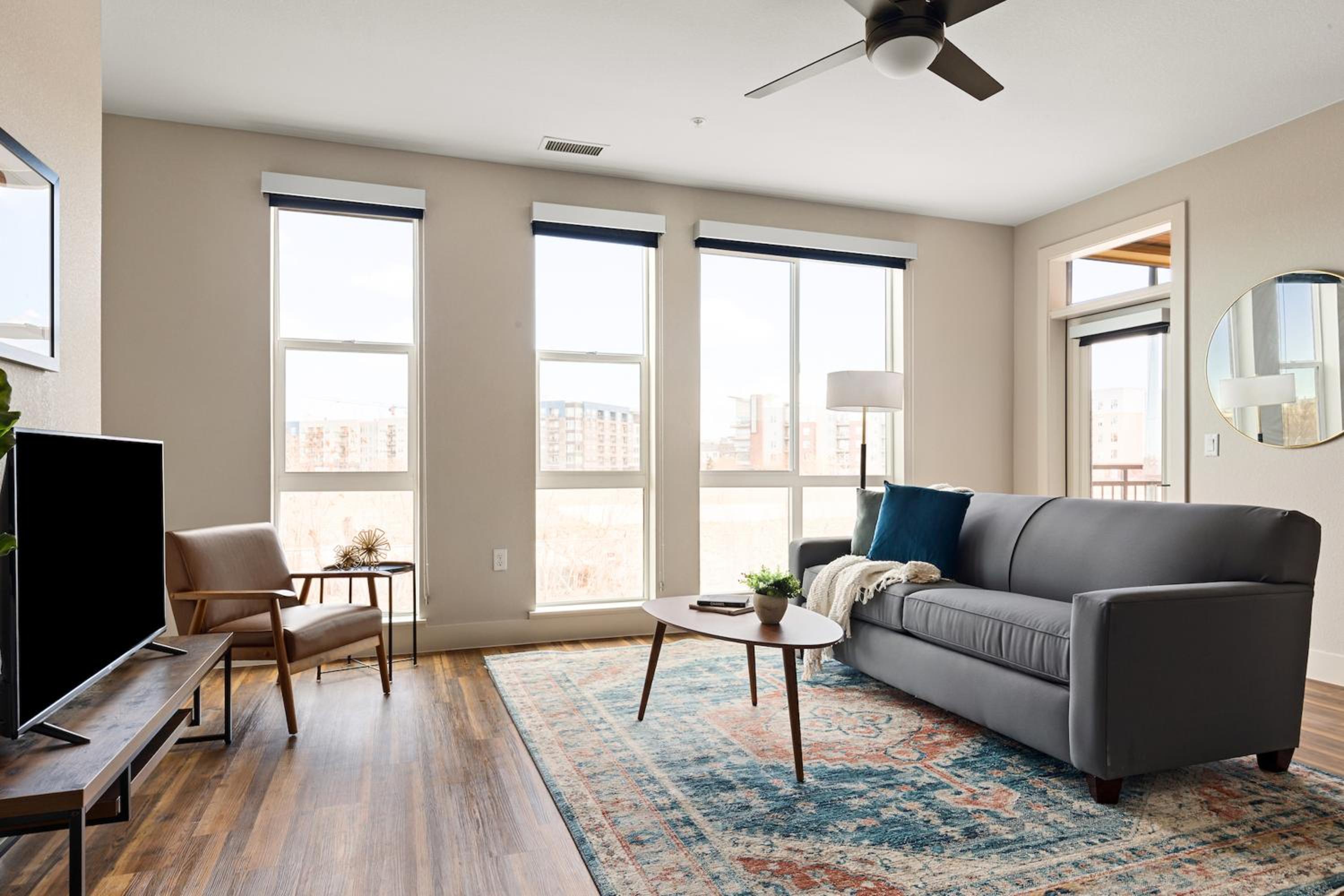 Two-Bedroom Apartment (Self Check-in with Virtual Front Desk) photo 3