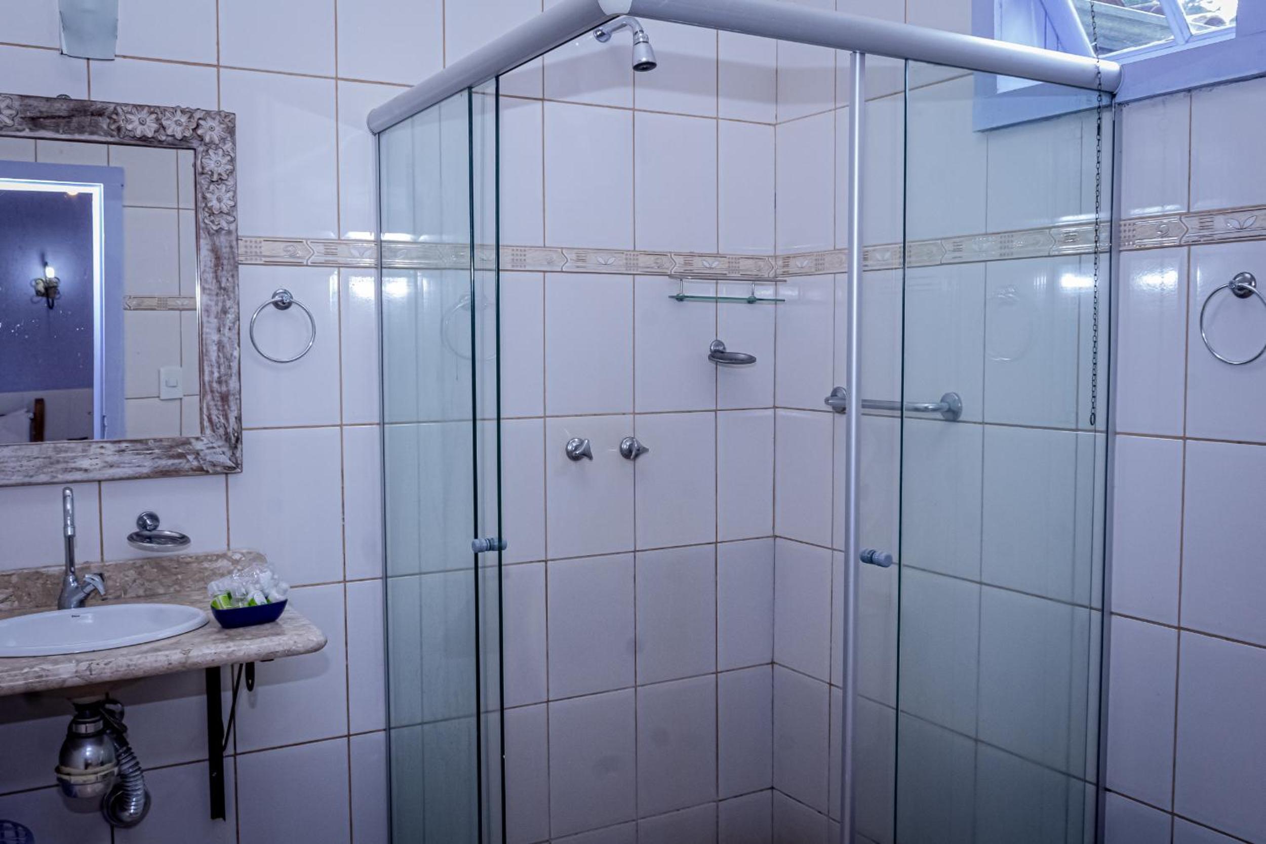 Suite - Photo 5