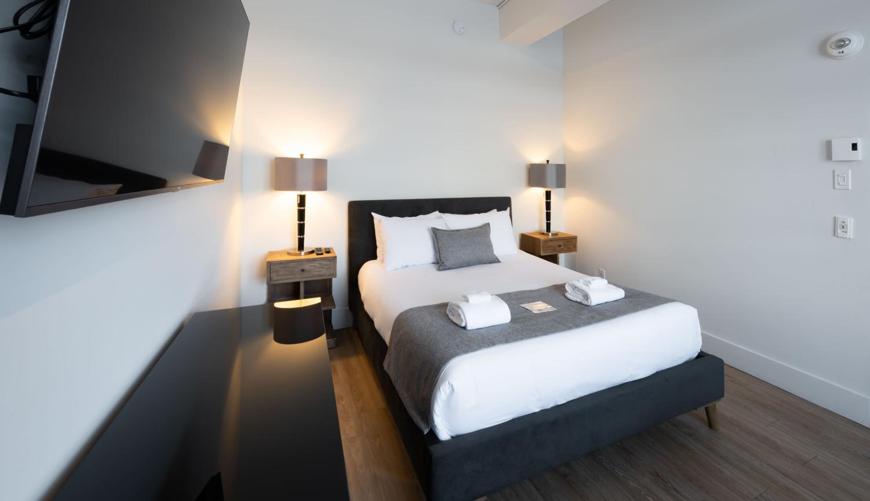 Suite with City View