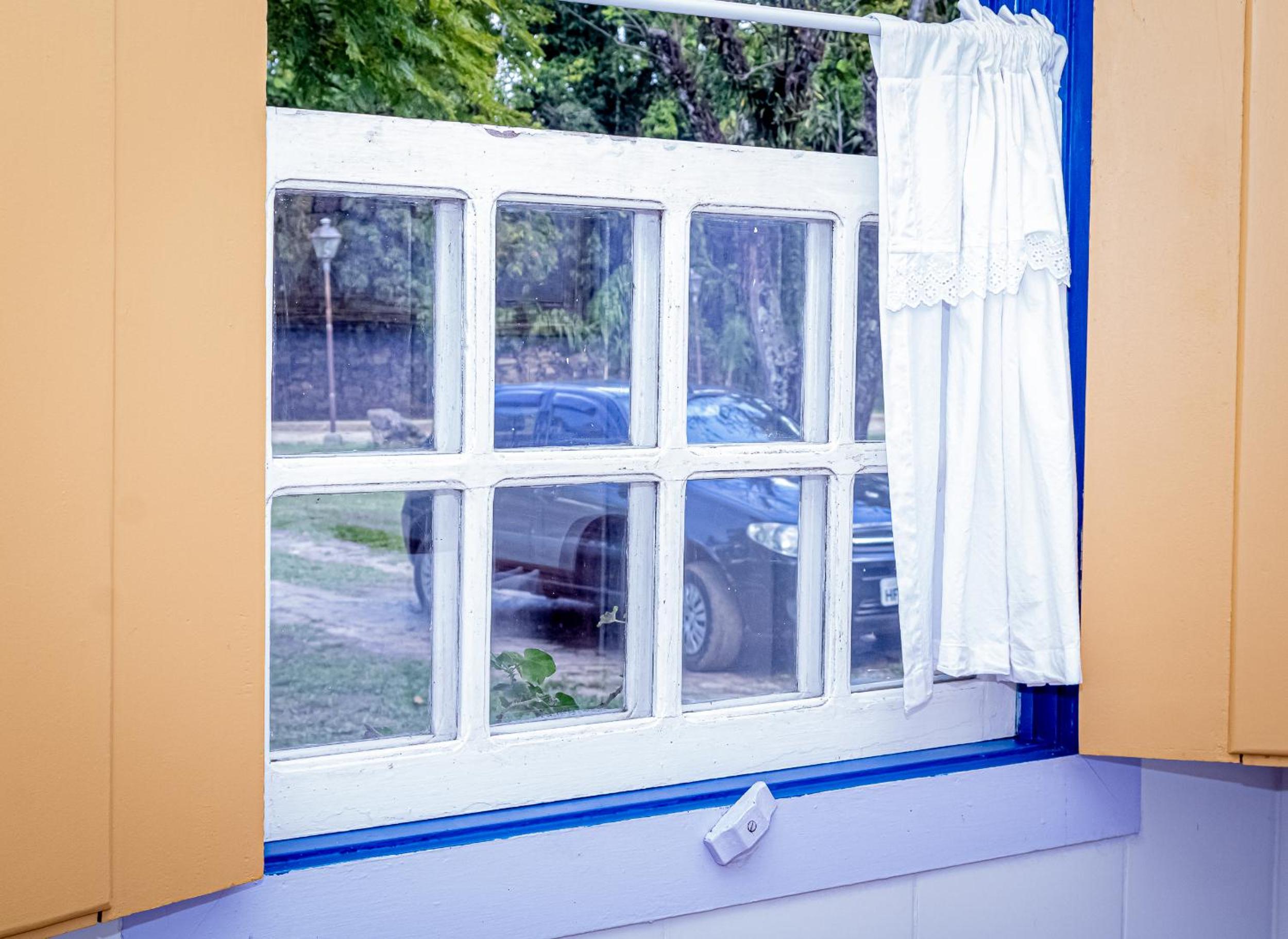 Suite with City View - Photo 6