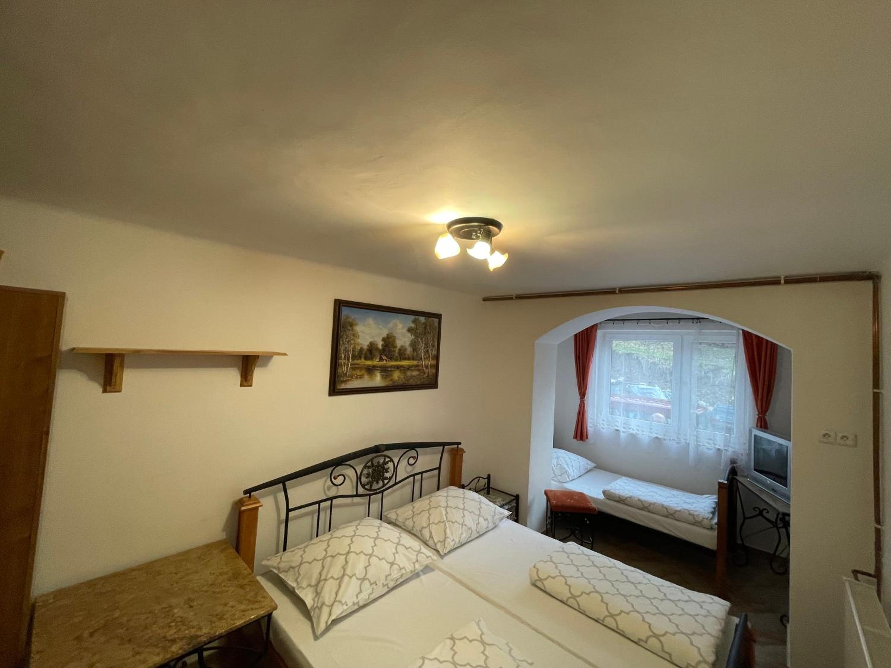 Classic Triple Room - Photo 5