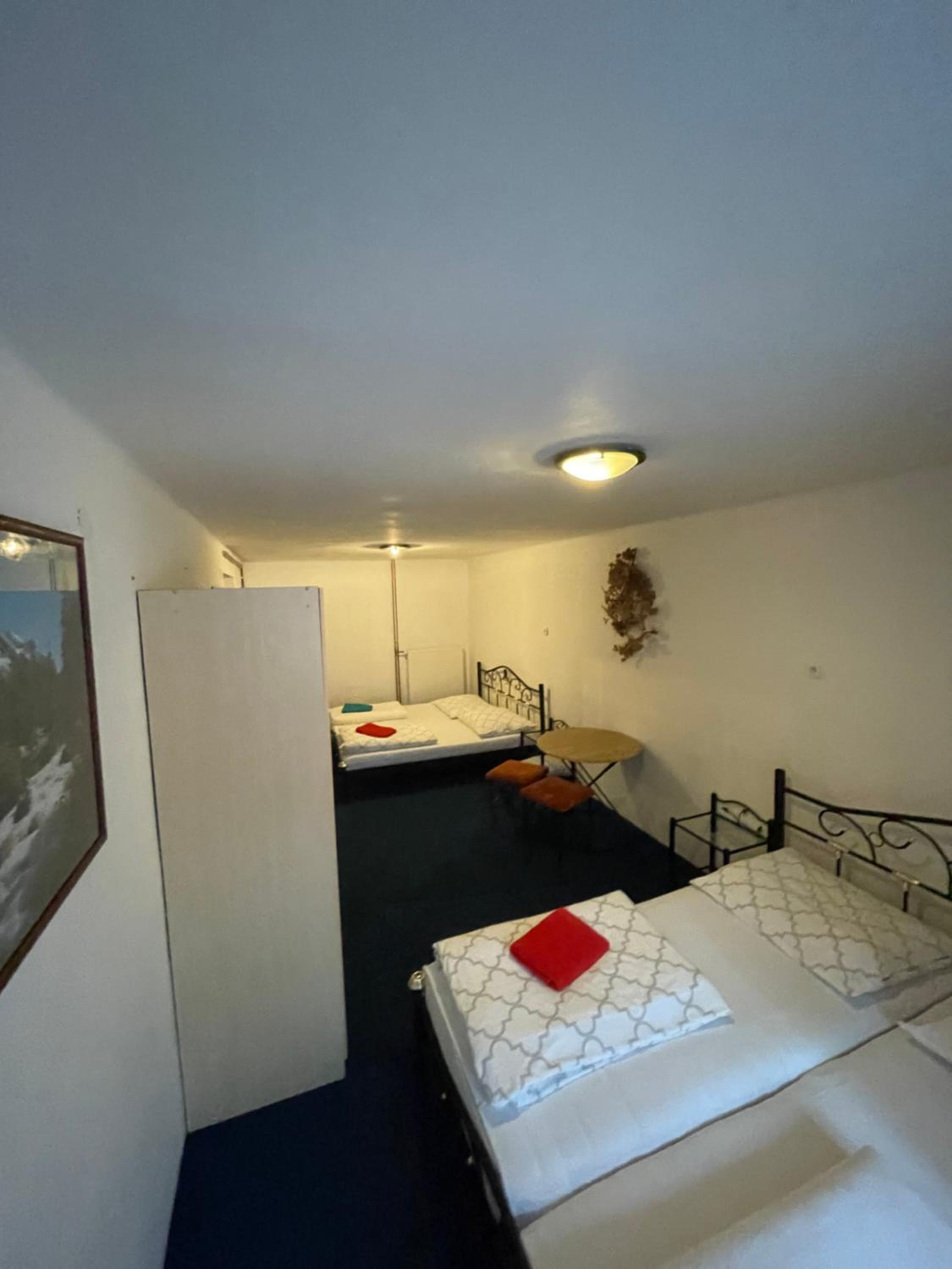 Standard Family Room - Photo 3