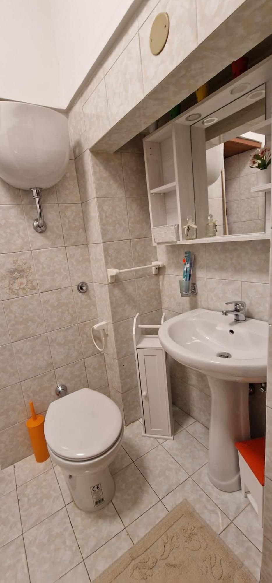 Apartment - Photo 10