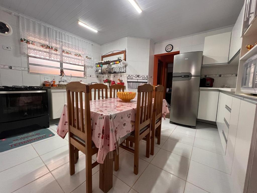 Three-Bedroom House photo 3