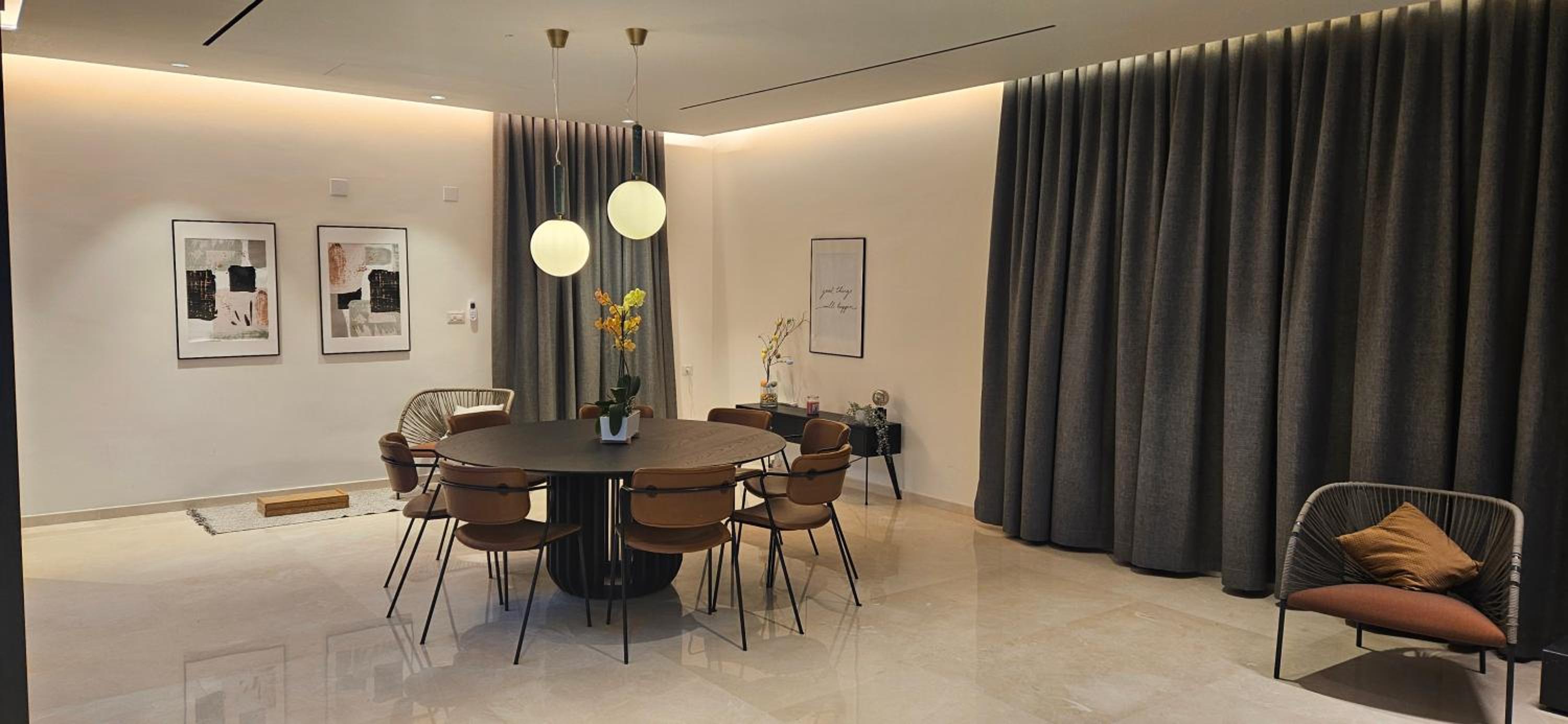 Four-Bedroom House - Photo 32