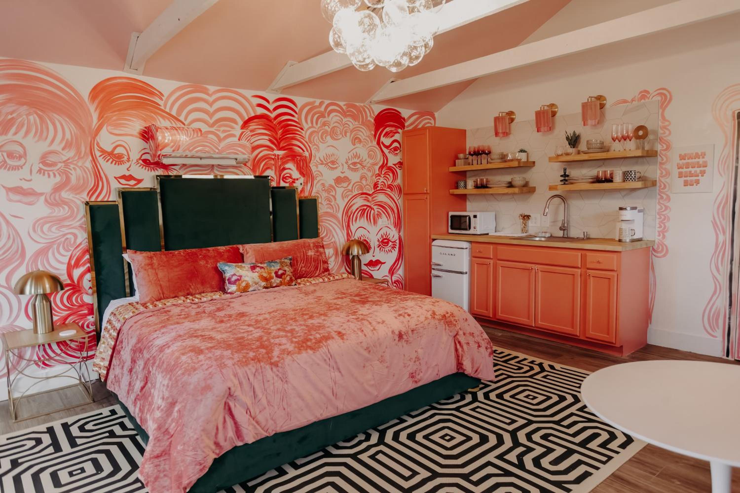 Deluxe Double or Twin Room photo 2