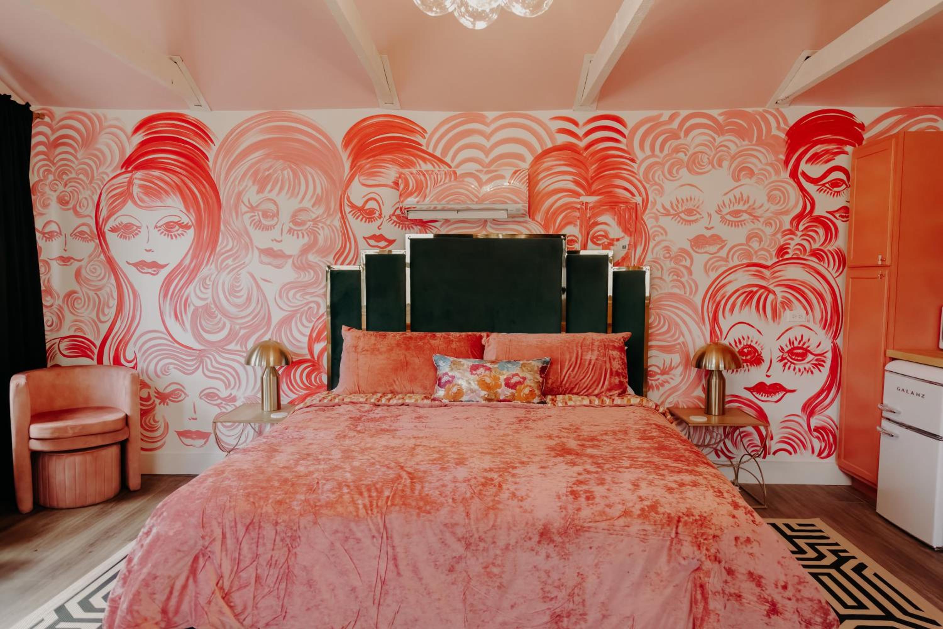 Deluxe Double or Twin Room photo 1