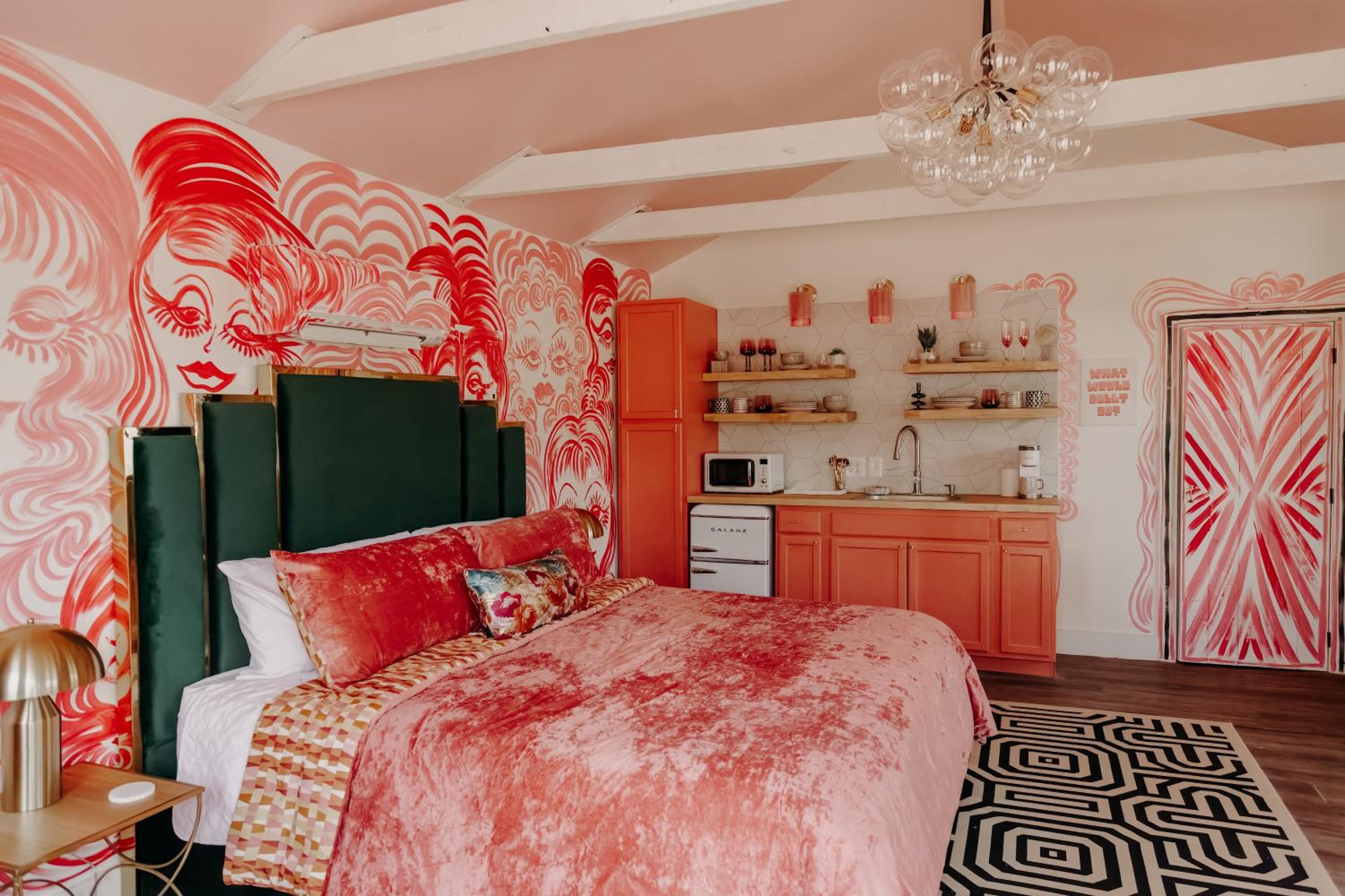 Deluxe Double or Twin Room photo 3