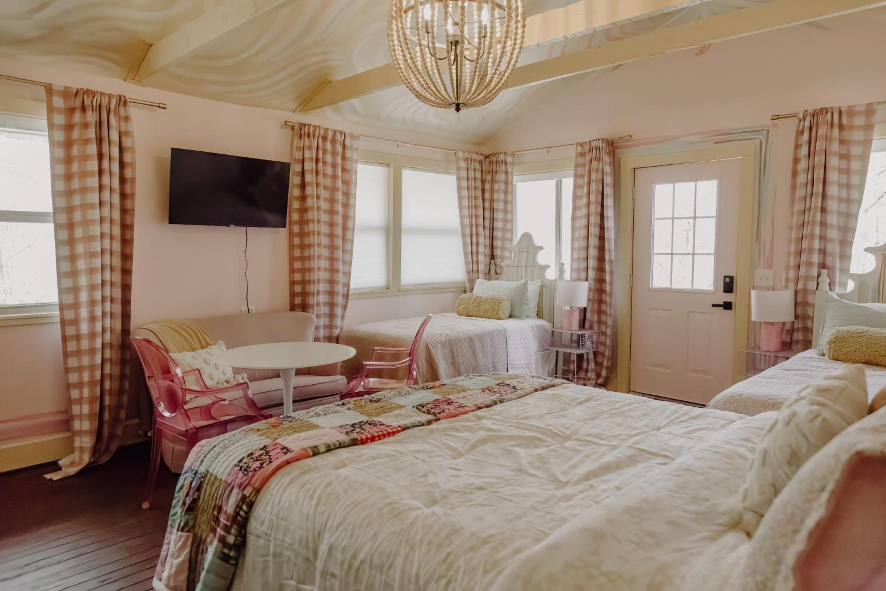 Deluxe Double or Twin Room photo 1