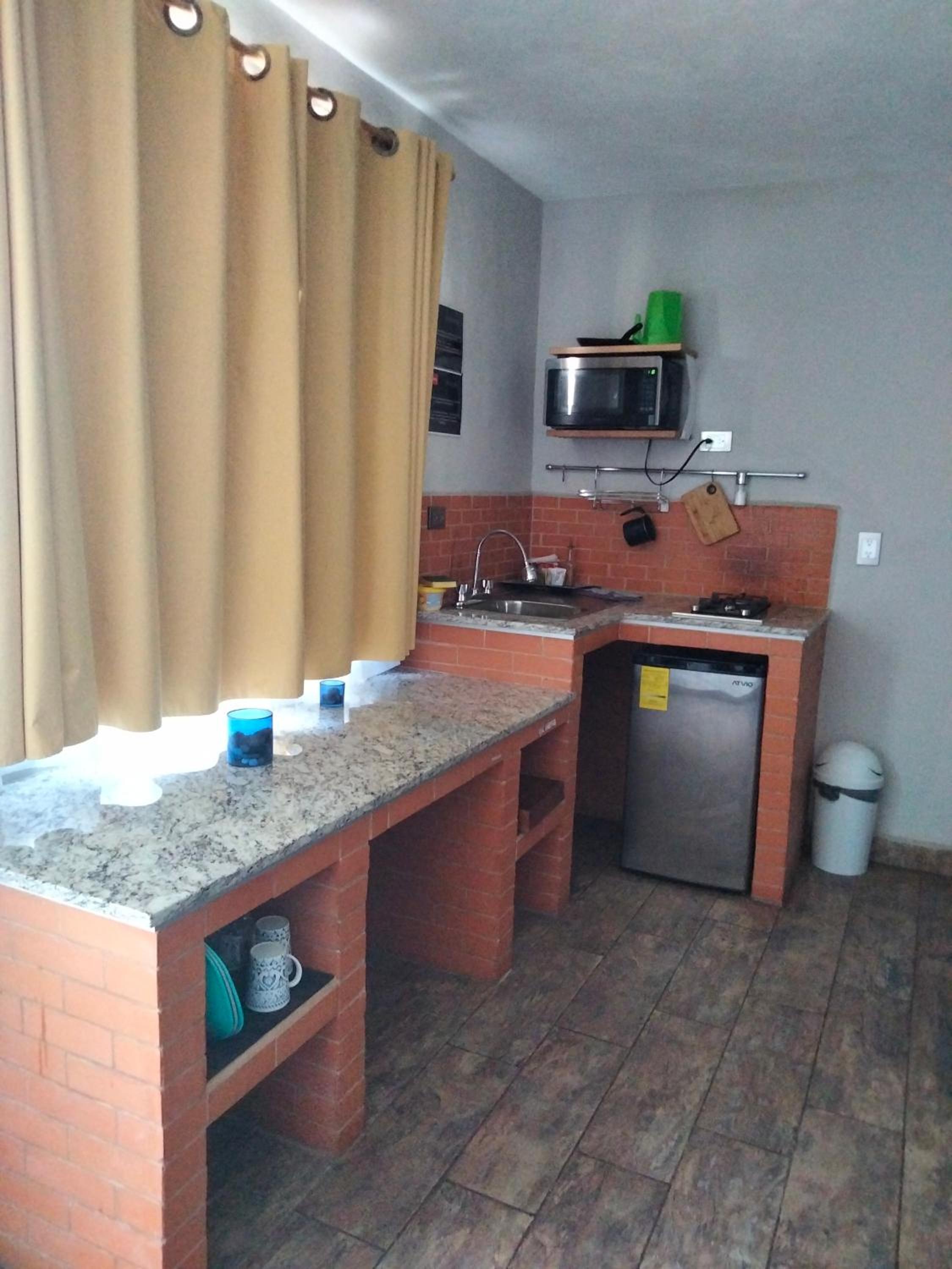 Standard Suite - Photo 12