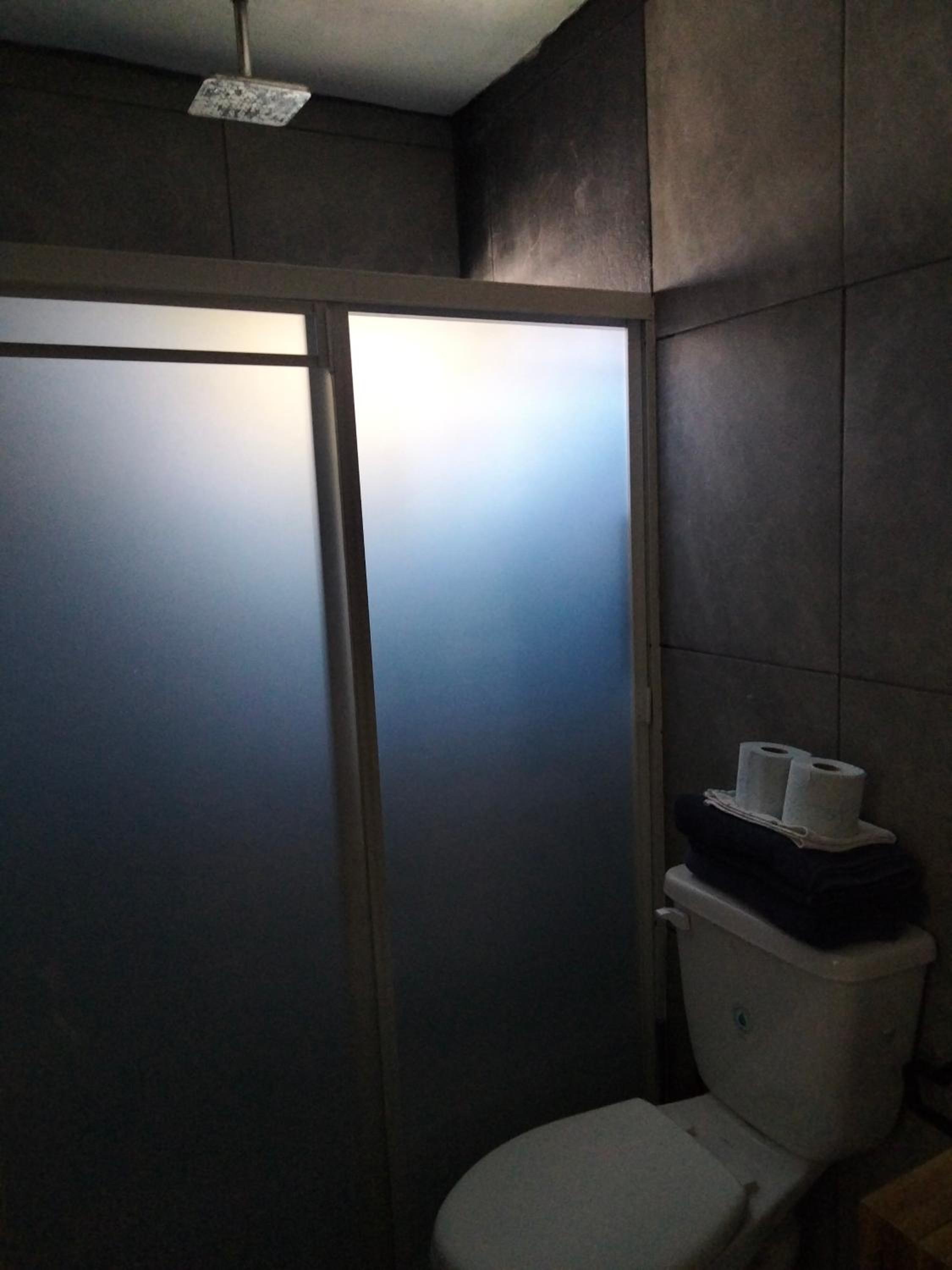 Standard Suite - Photo 9