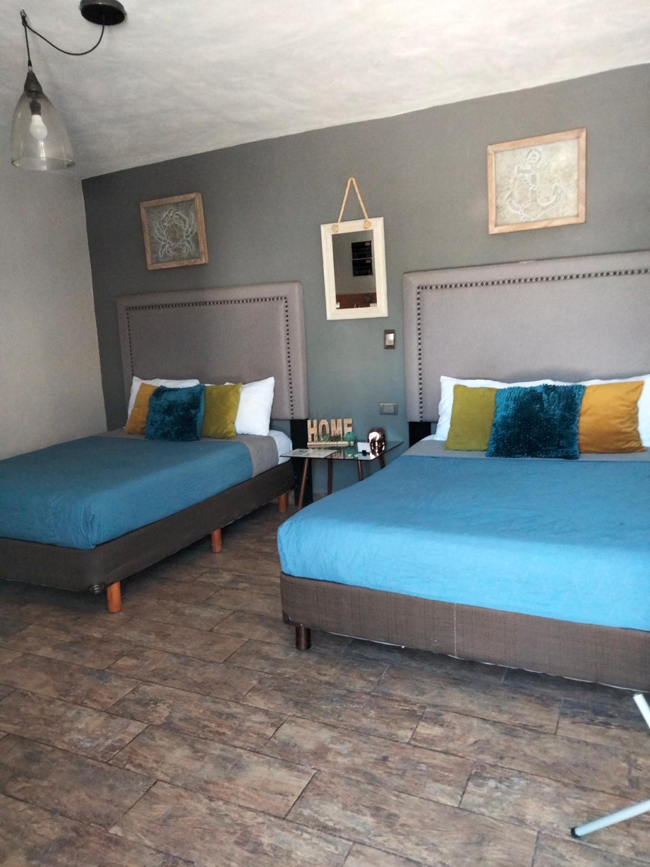 Standard Suite - Photo 2