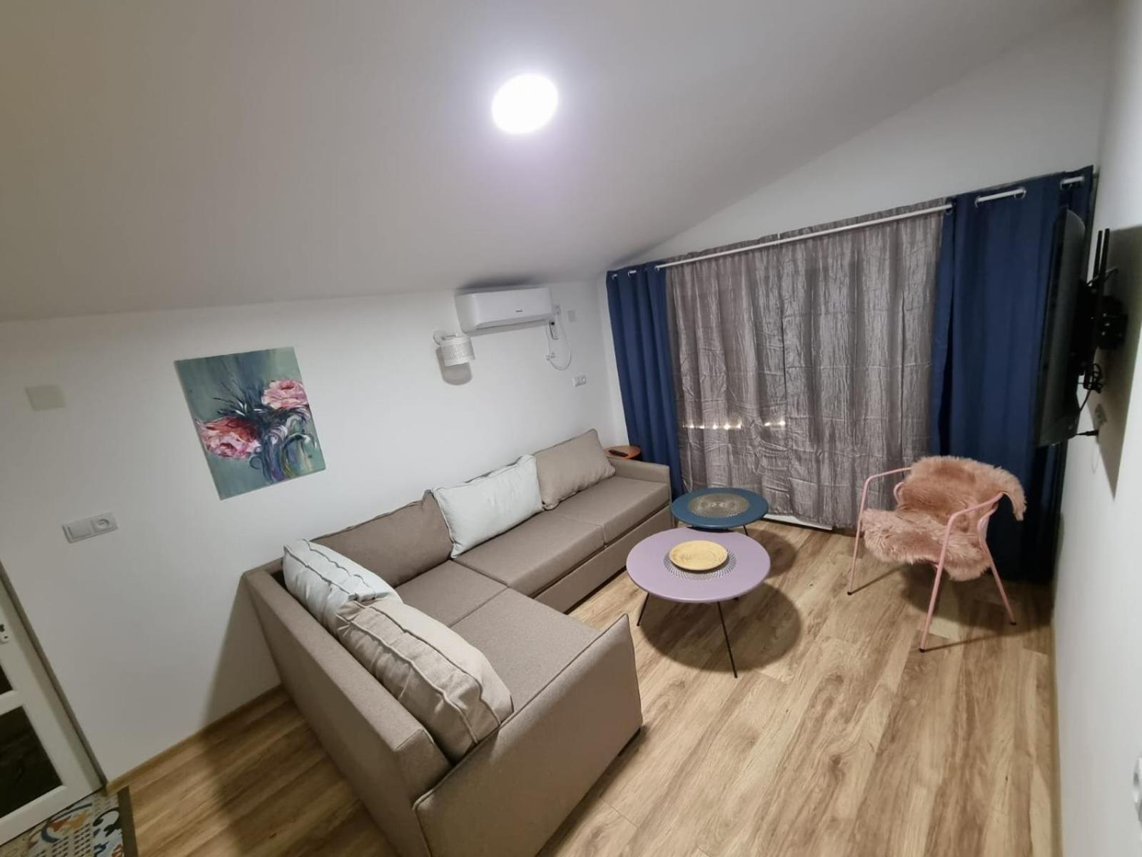 Deluxe Suite - Photo 4