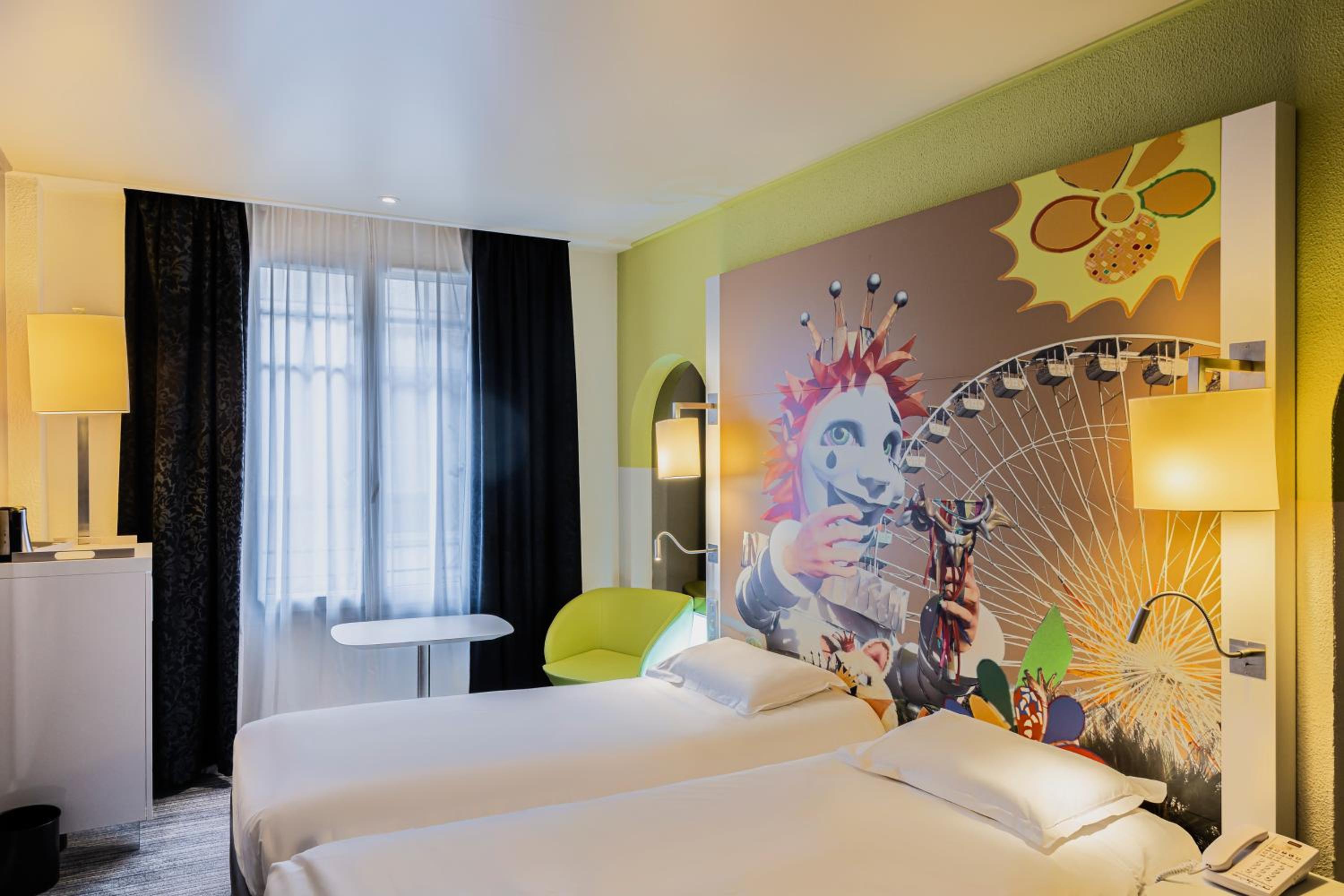 Standard Twin Room - Photo 6