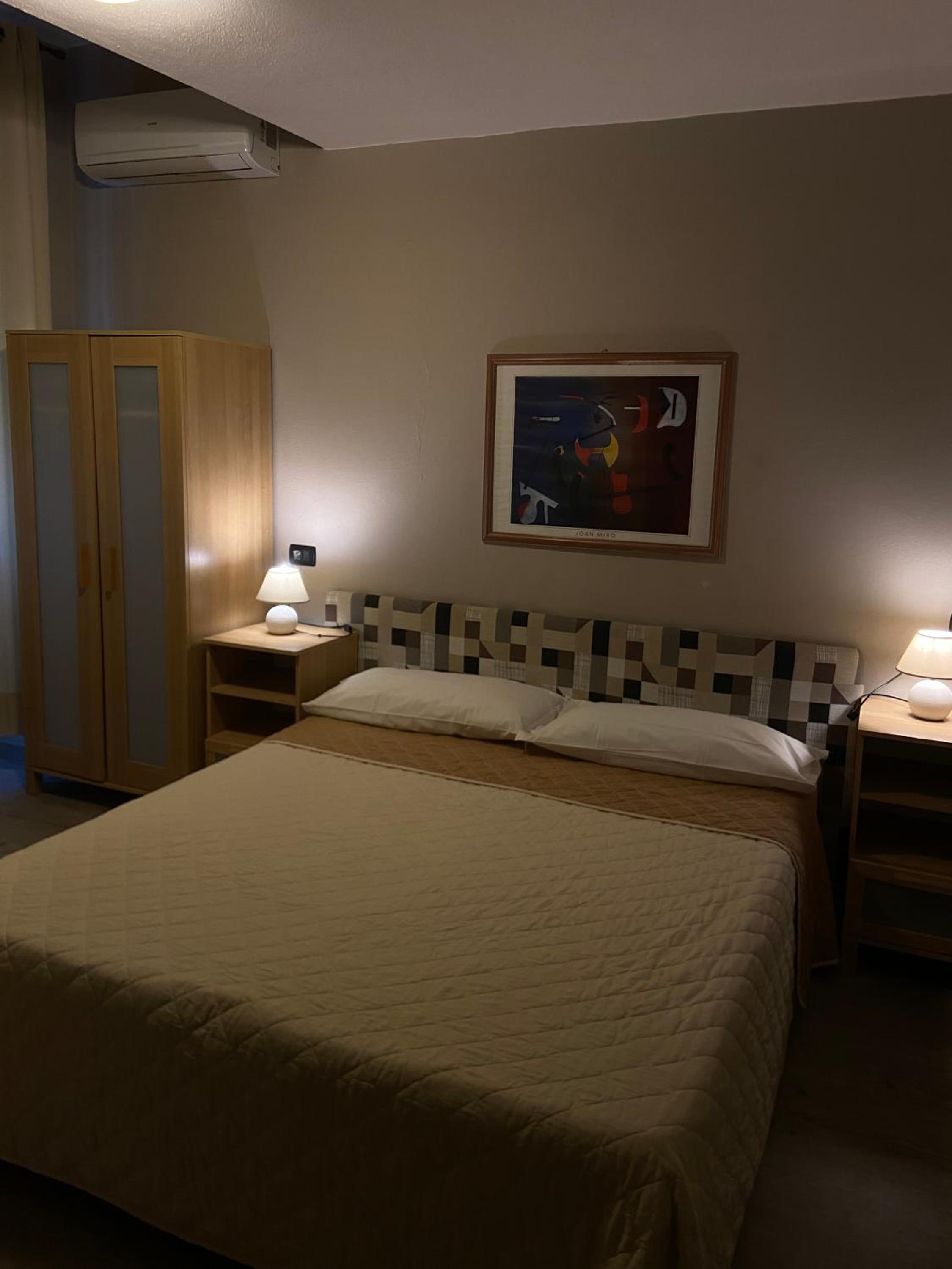 Double Room with Sea View - Photo 2