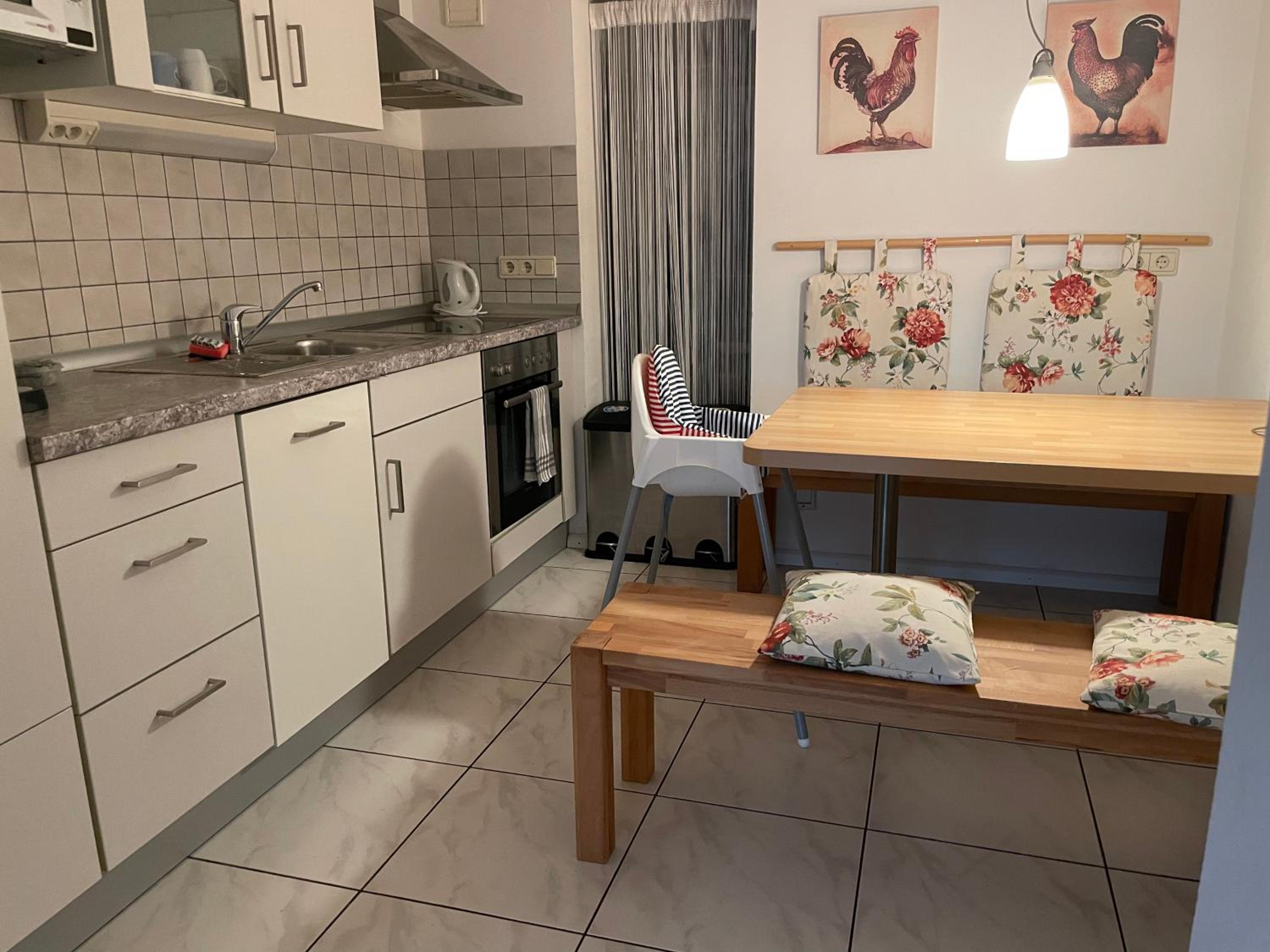 Studio Apartment - Photo 14