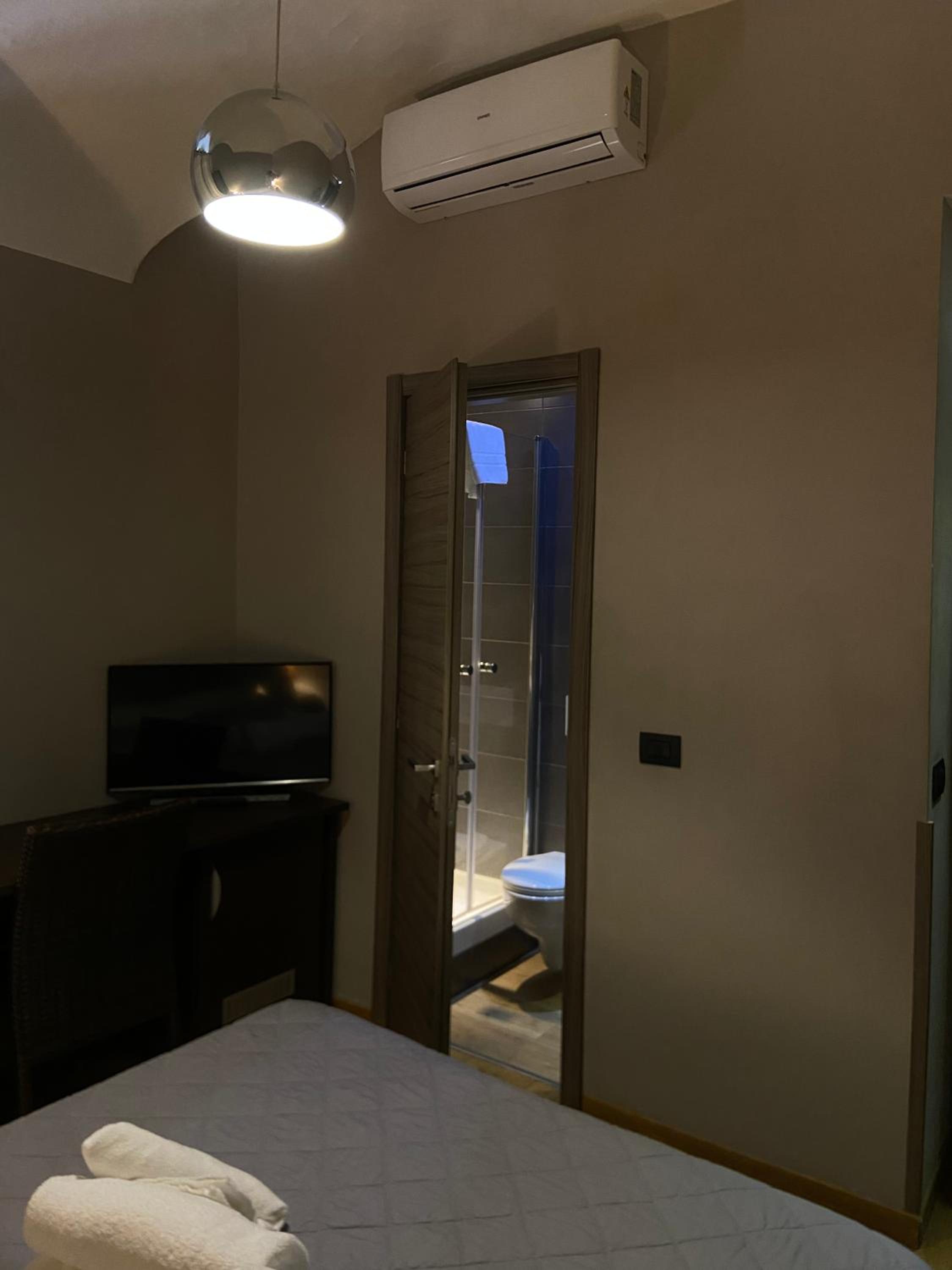 Superior Double Room - Photo 2