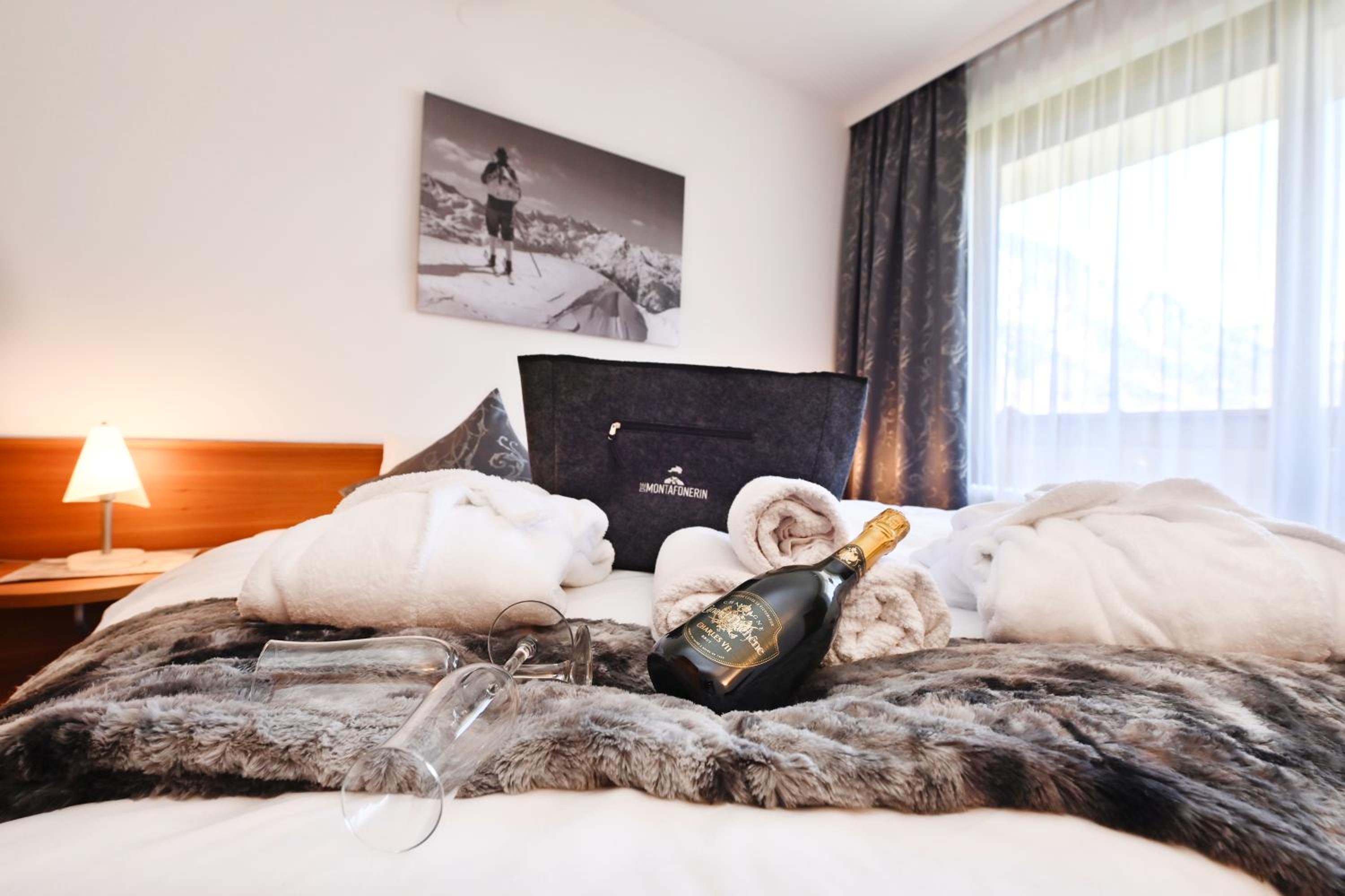 Small Double Room with Balcony photo 1