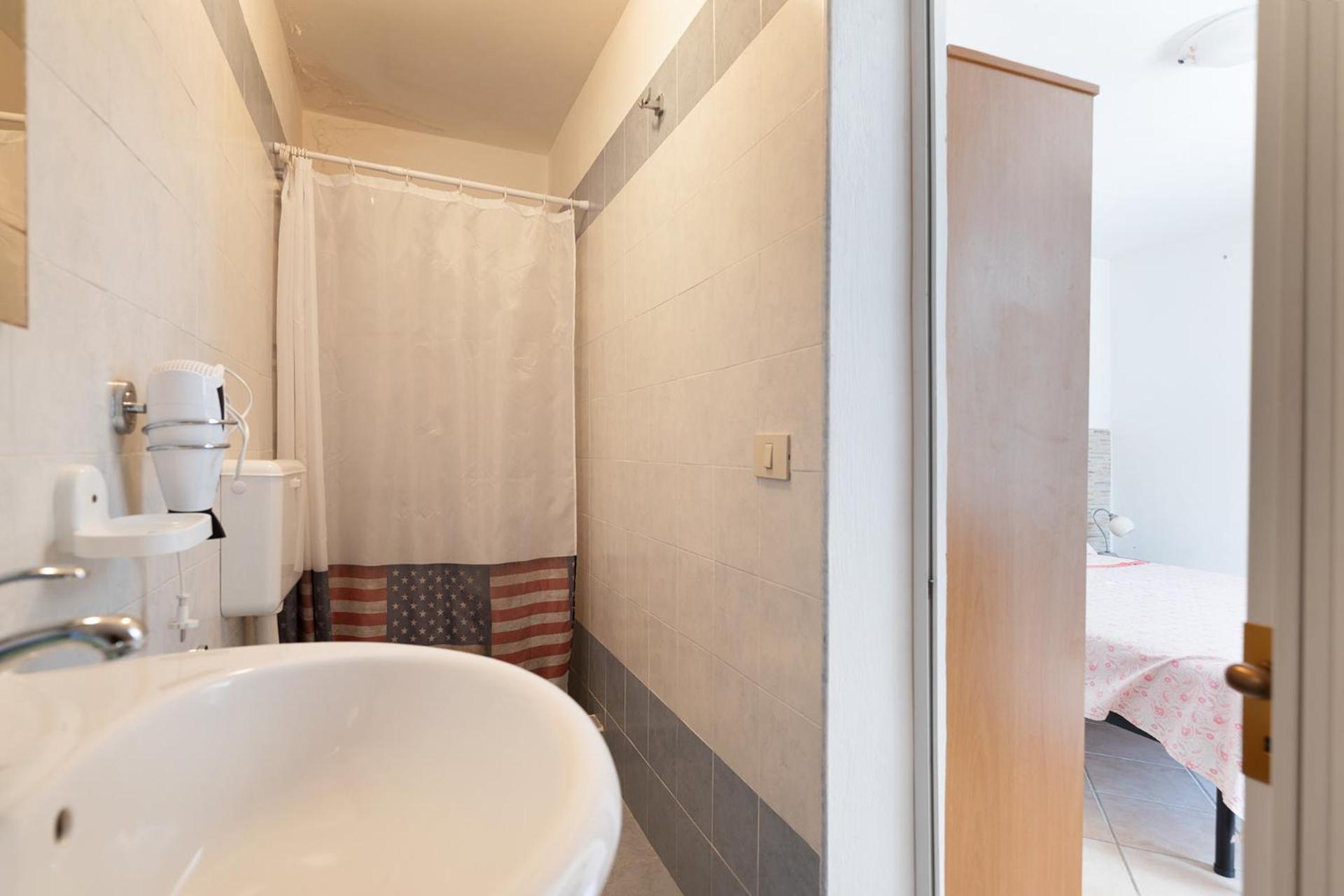One-Bedroom House photo 2
