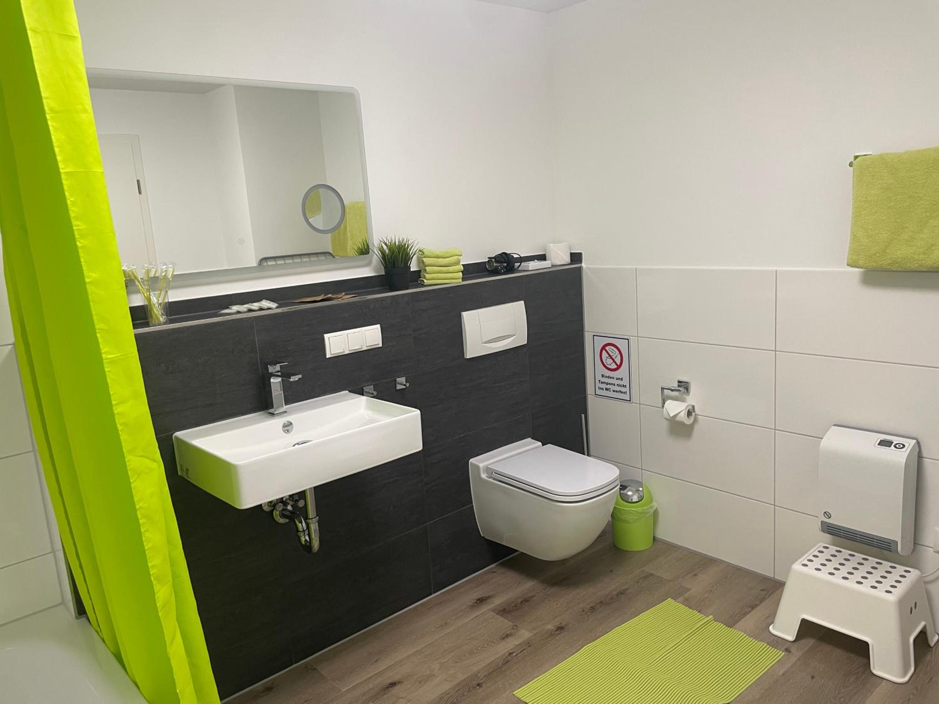 Studio Apartment - Photo 4