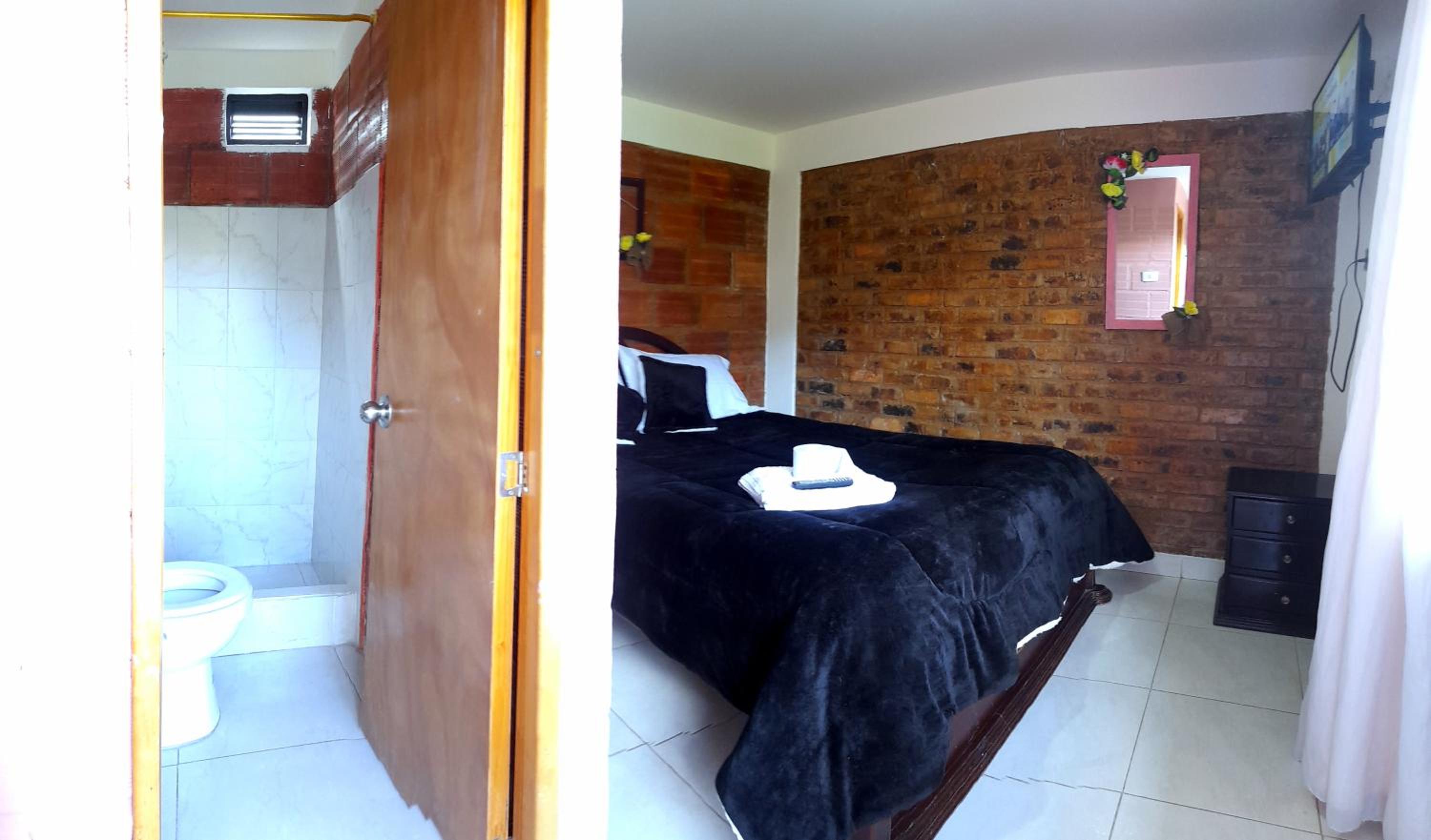Economy Double Room photo 2