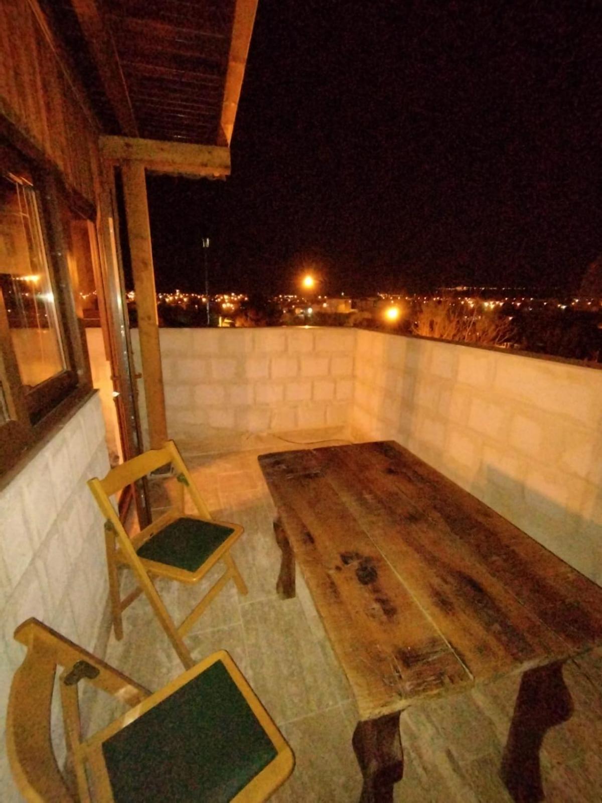 Small Double Room - Photo 3