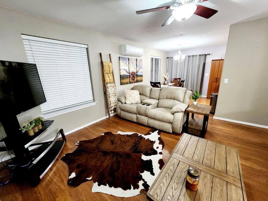Four-Bedroom House photo 1