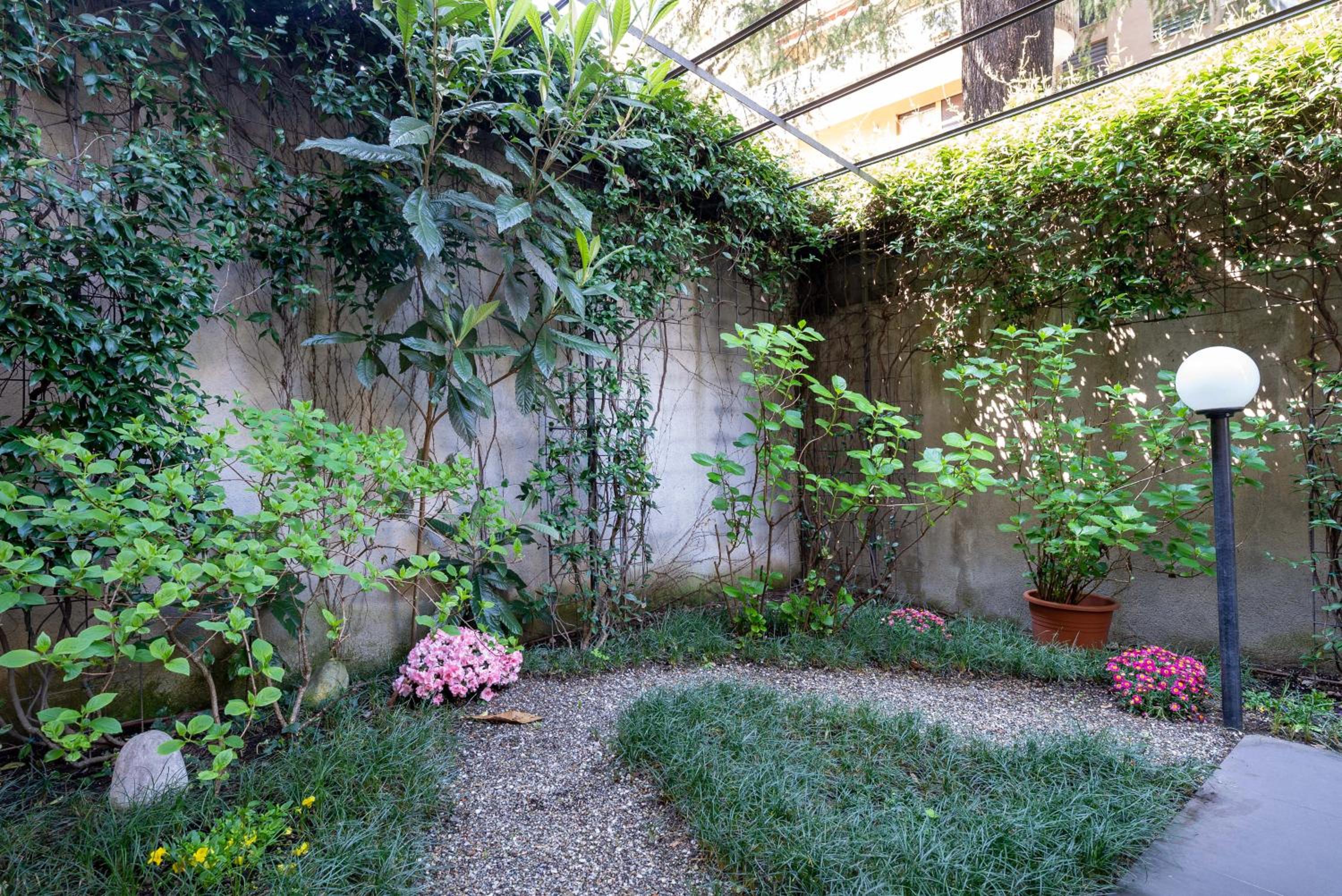 Apartment with Garden View photo 2