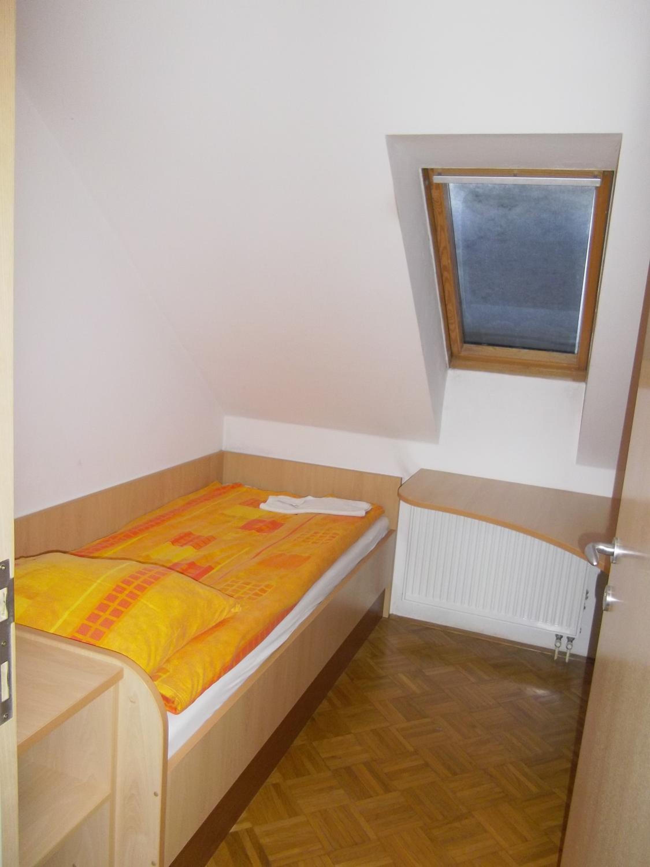Two-Bedroom Apartment - Photo 9