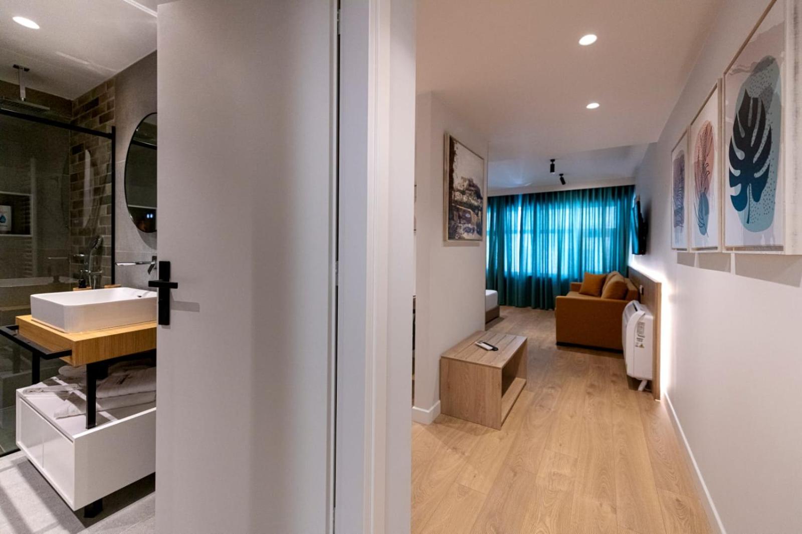 Deluxe Apartment photo 3